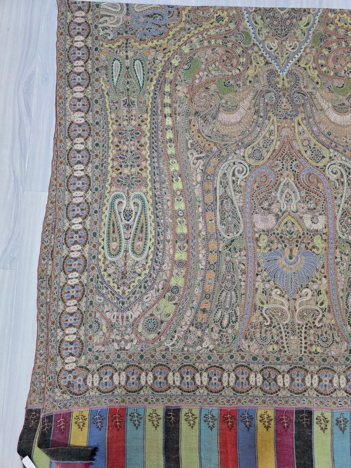 Pure Pashmina 3 Yards Kalamkari Shawl Sozni Hand Embroidered