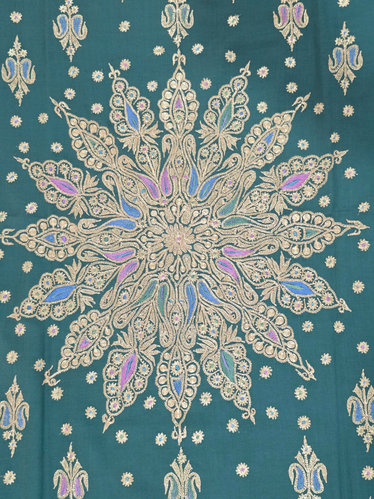 Emerald Heritage Glow: Tilla Hand Embroidered Pure Pashmina Shawl