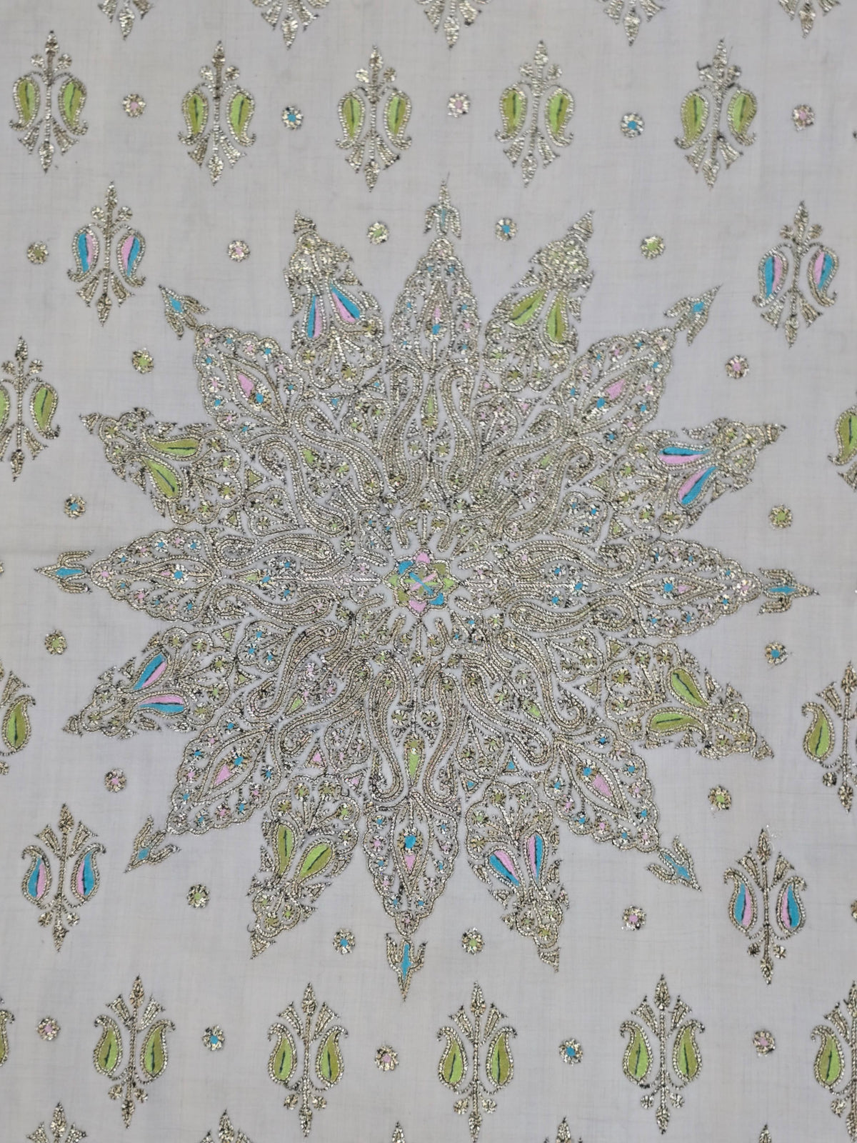 Ivory Celestial Grace: Tilla Hand Embroidered Pure Pashmina Shawl