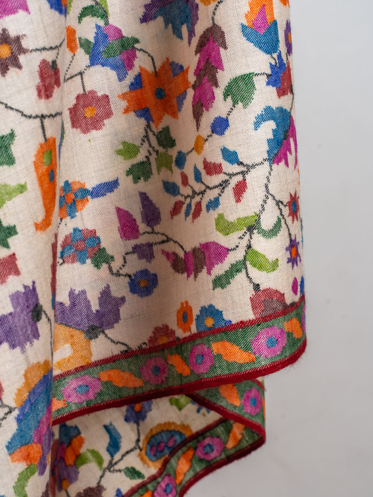 Garden of Kashmir Pure Pashmina Hand Woven Kani Shawl