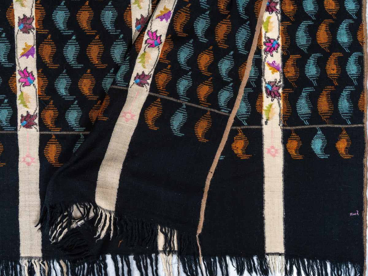 Midnight Rhythm Hand Woven Kani Pure Pashmina Shawl