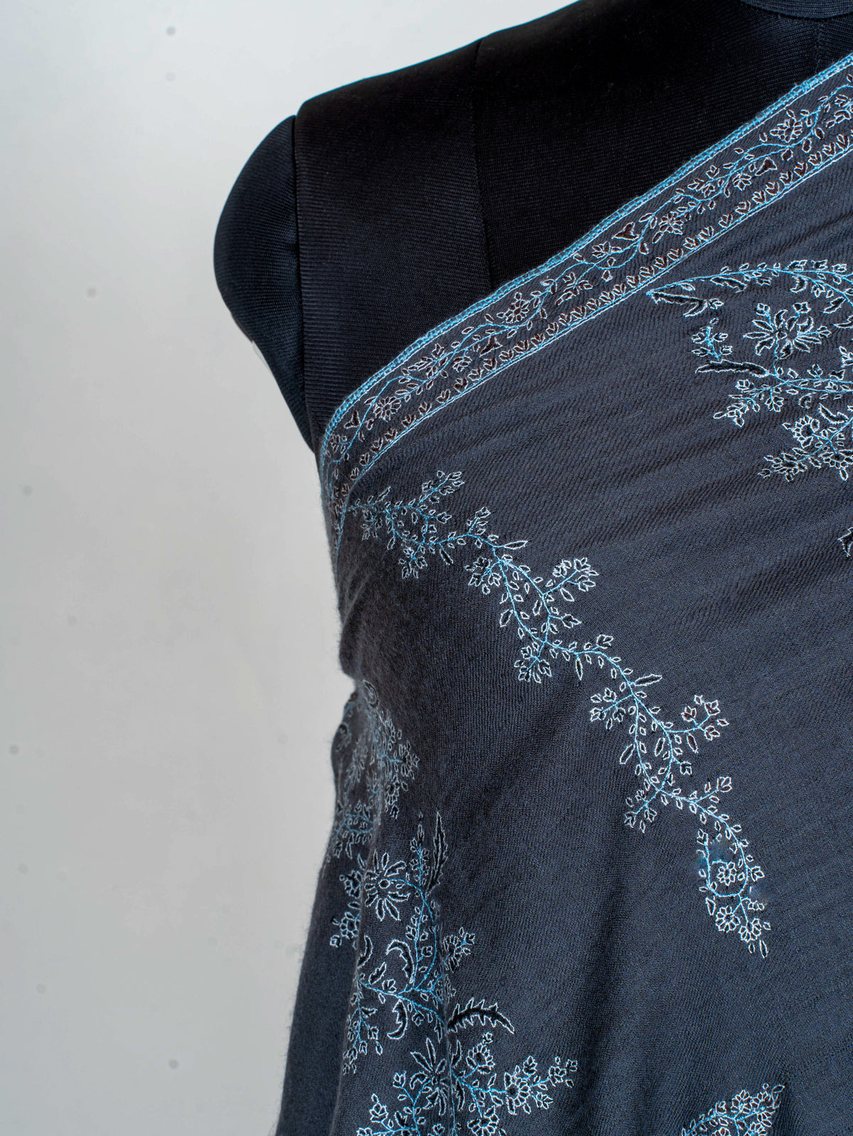 Blue Frost Pure Pashmina Hand Embroidered Sozni Shawl