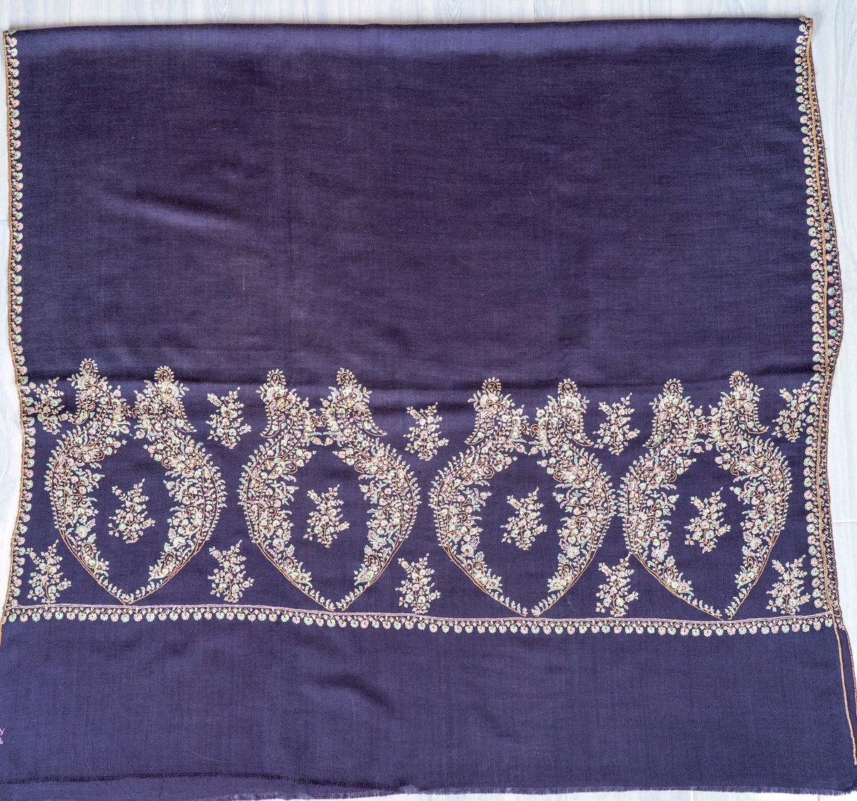 Twilight Paisley Pure Pashmina Sozni Hand Embroidered Shawl