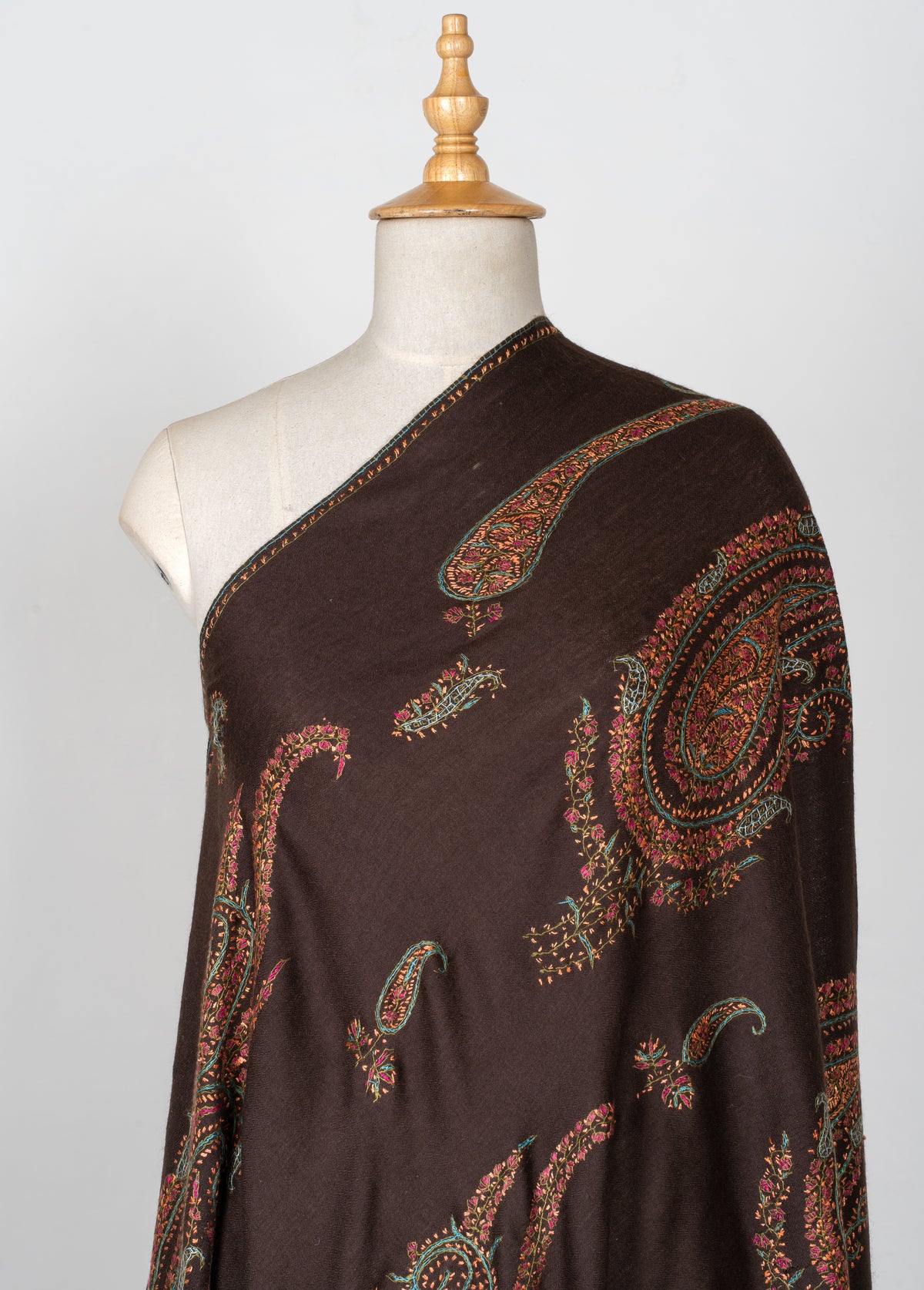 2.5 Yards | Shafaq-e-Tabassum — Sozni Hand-Embroidered Shawl in Deep Cocoa with Paisley Medallions