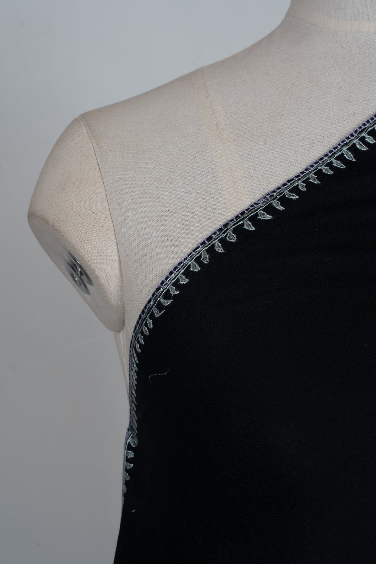 Midnight Regal Charm: Merino wool 2.5 Yards Sozni Hand Embroidered Shawl