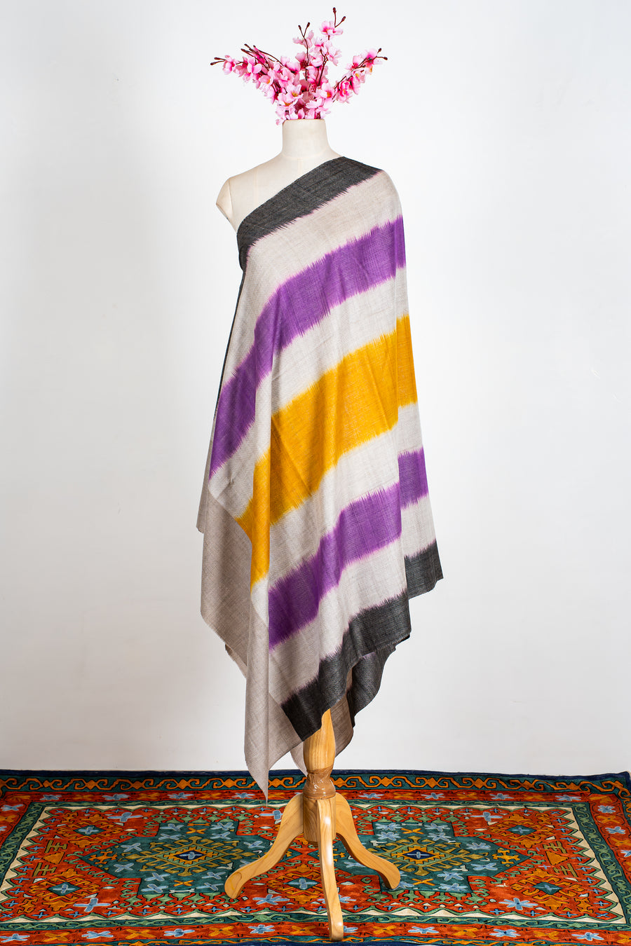 Amethyst Gold Horizon: Pure Pashmina Ikat Shawl