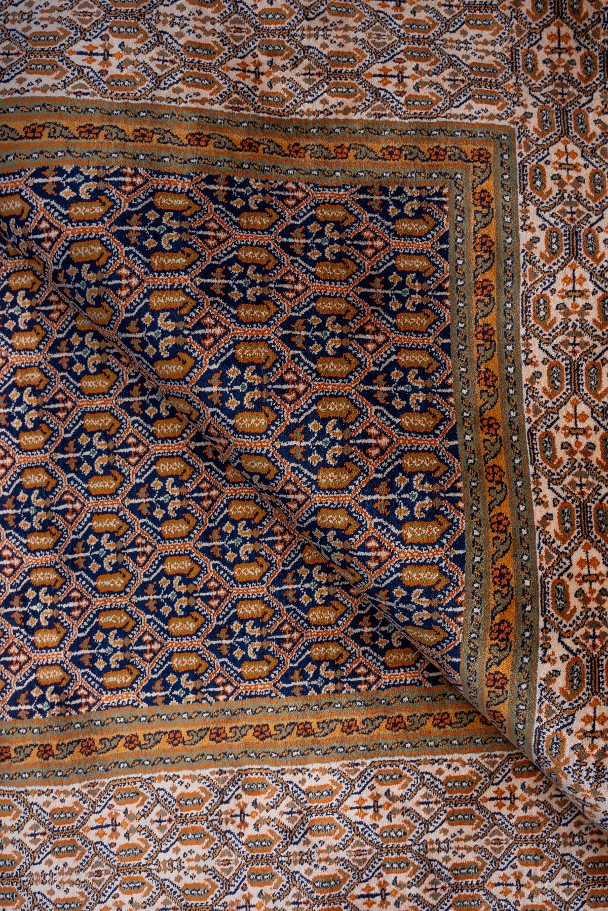 6ft x 4ft: Midnight Saffron Lattice: Hand Knotted Mulberry silk on silk Kashmiri Carpet
