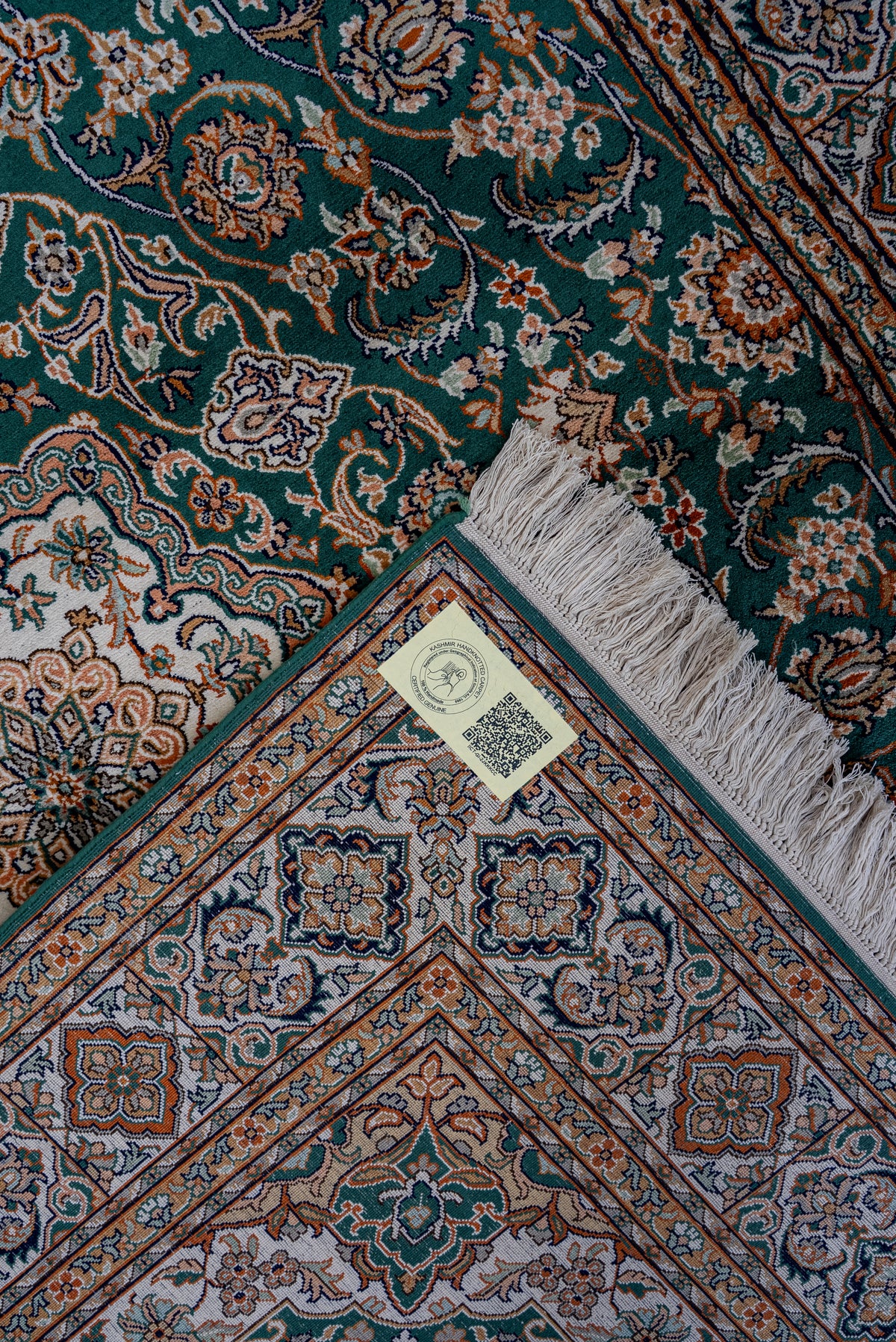 6ft x 4ft: Emerald Garden Medallion: Hand Knotted Mulberry silk on silk Kashmiri Carpet