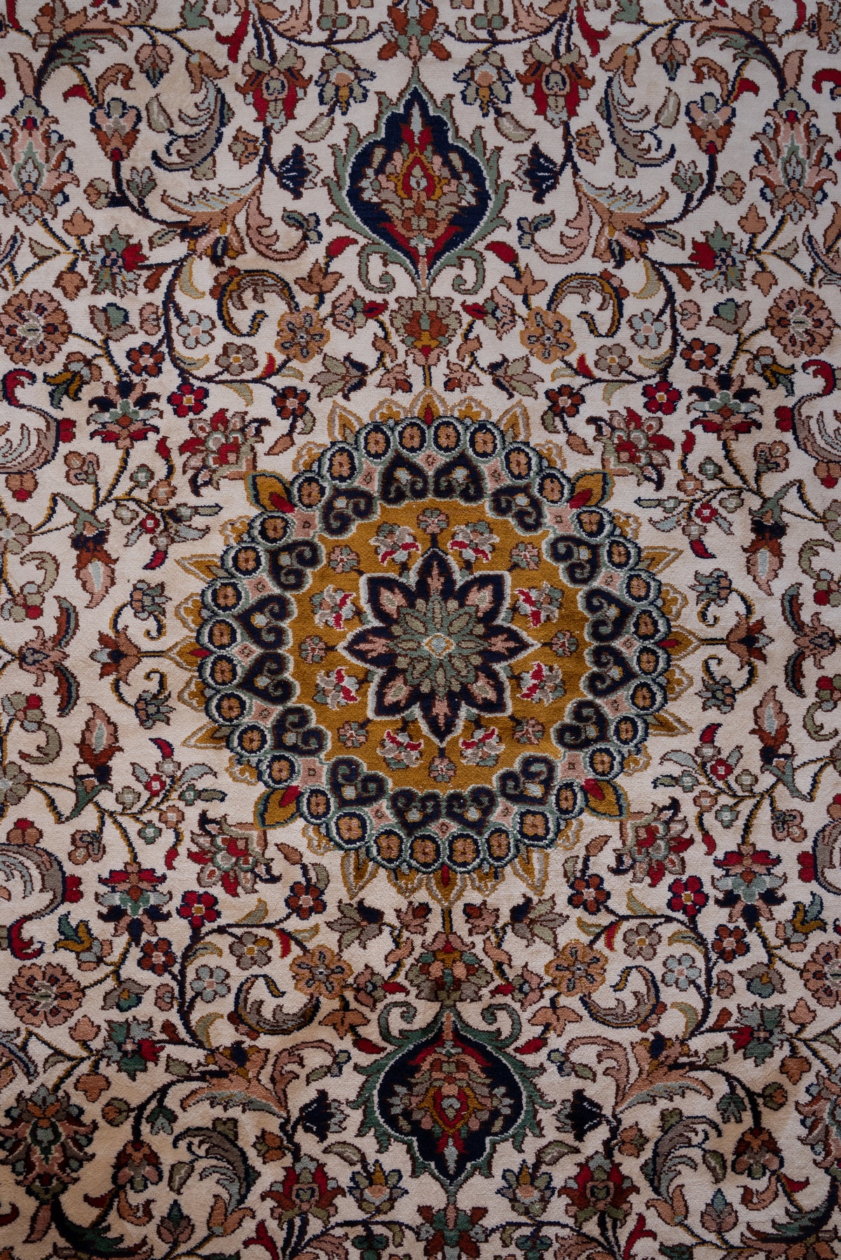 6ft x 4ft: Ivory Blossom Symphony: Hand Knotted Mulberry silk on silk Kashmiri Carpet