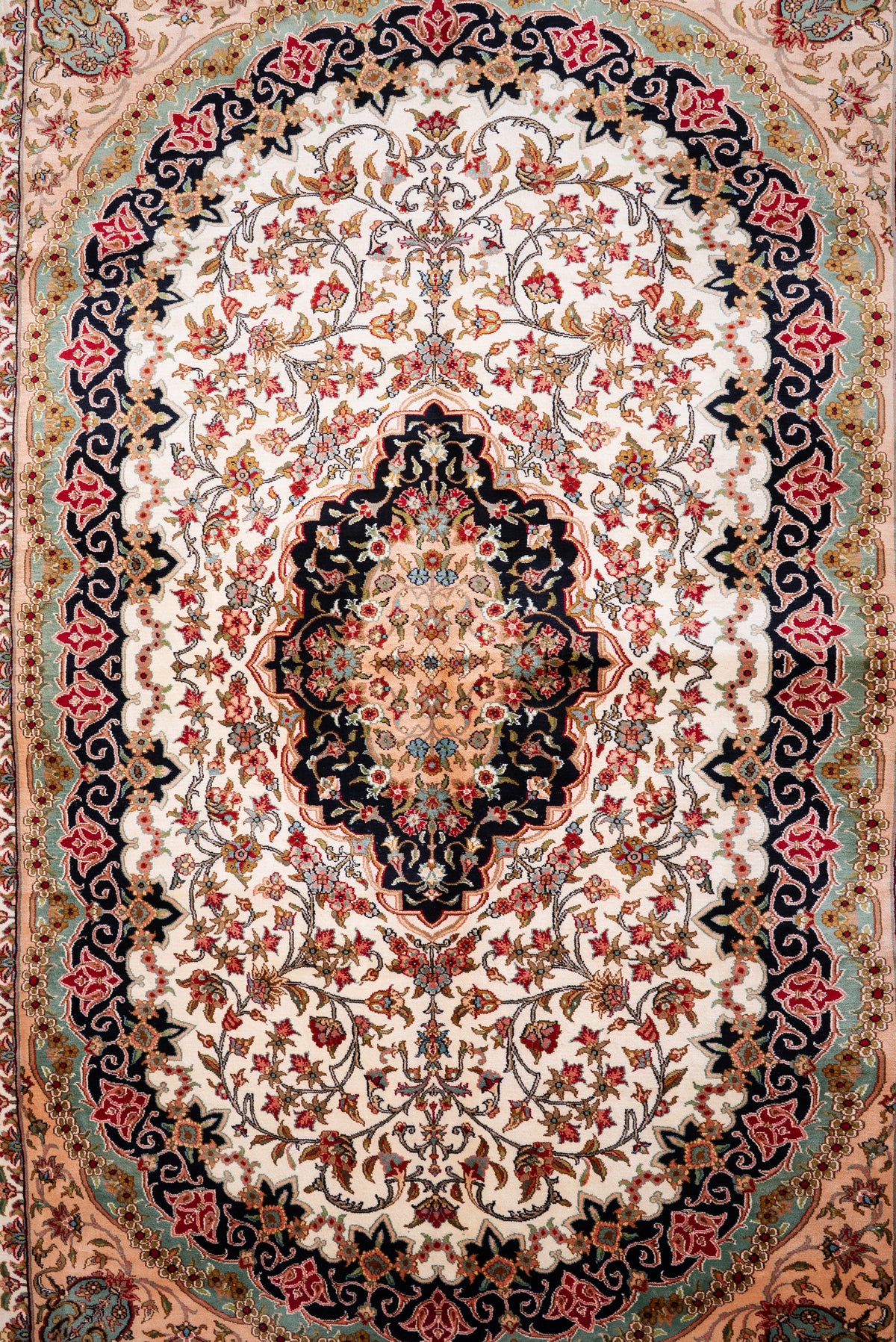 5ft x 3ft Ivory Royal Bloom: Hand Knotted Mulberry silk on silk Kashmiri Carpet