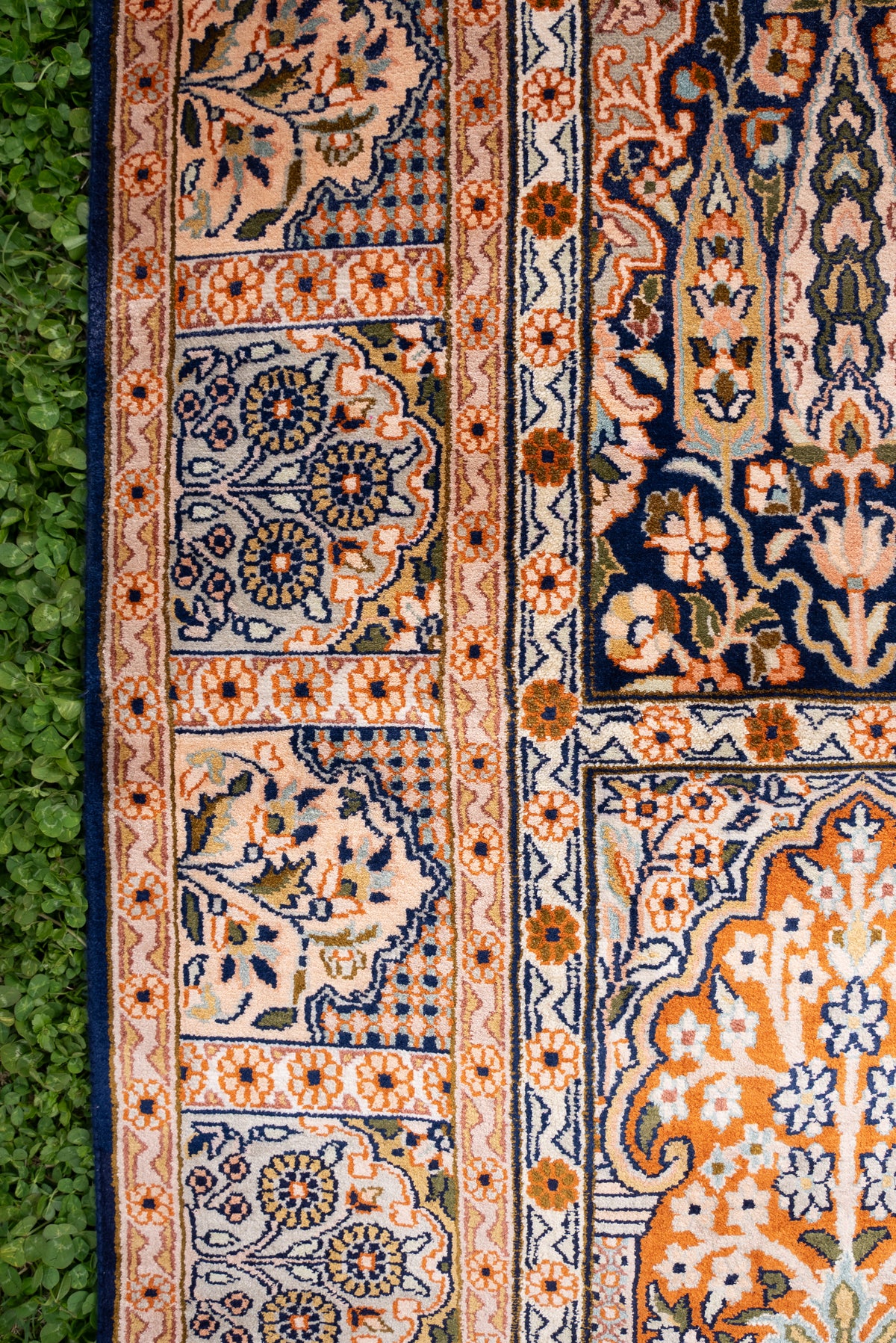 5ft x 3ft Classic Garden Panel Tapestry: Hand Knotted Mulberry silk on silk Kashmiri Carpet