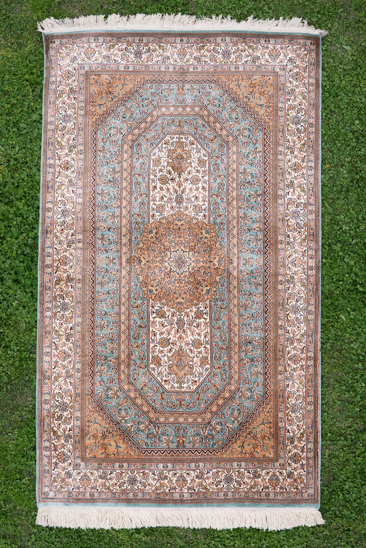 5ft x 3ft Celestial Aqua Medallion: Hand Knotted Mulberry silk on silk Kashmiri Carpet