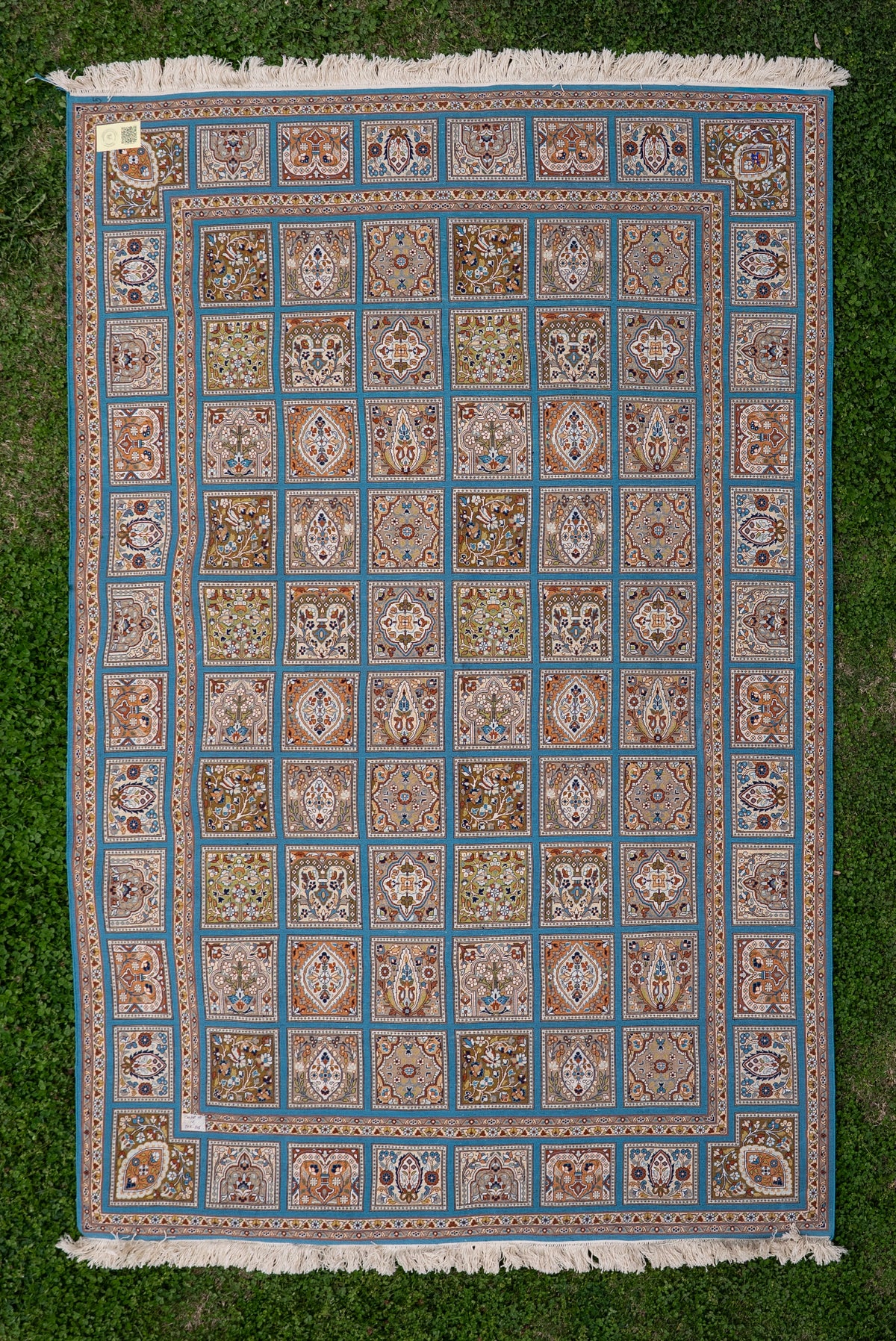 7ft x 5ft Hand Knotted Mulberry silk on silk Kashmiri Carpet