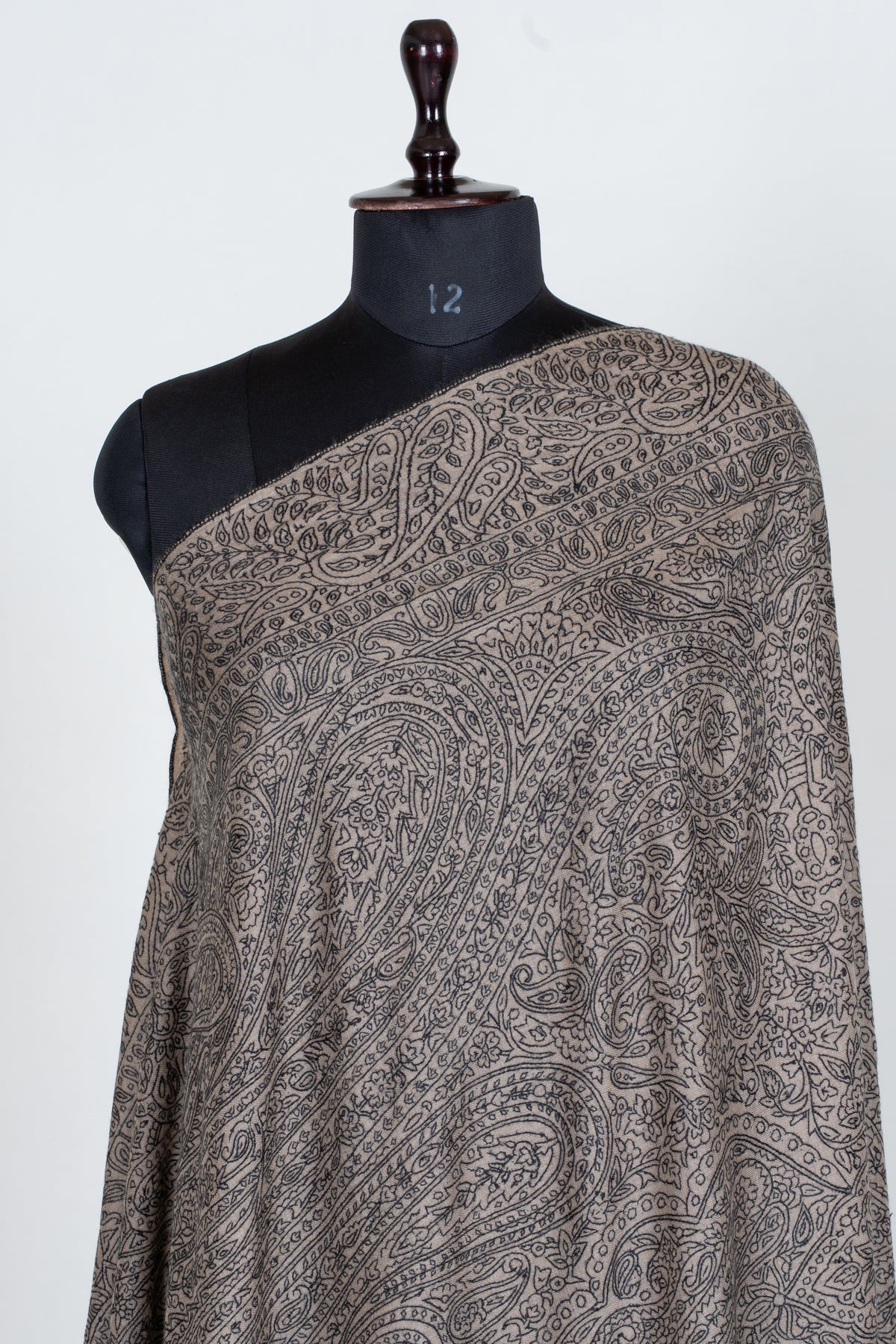 2.5 yards Pure Pashmina Shawl with Sozni Hand Embroidered Paisley Tapestry
