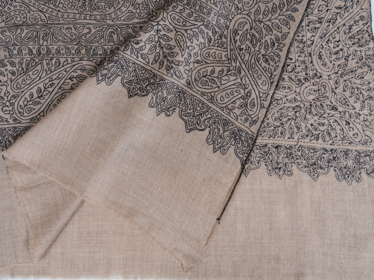 2.5 yards Pure Pashmina Shawl with Sozni Hand Embroidered Paisley Tapestry