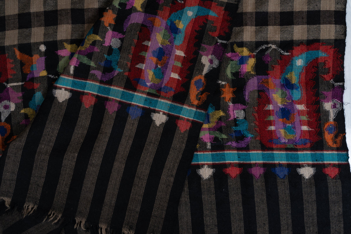 3 Yards Classic Noir Pure Pashmina Shawl with Sozni Hand Embroidered Vibrant Floral Highlights