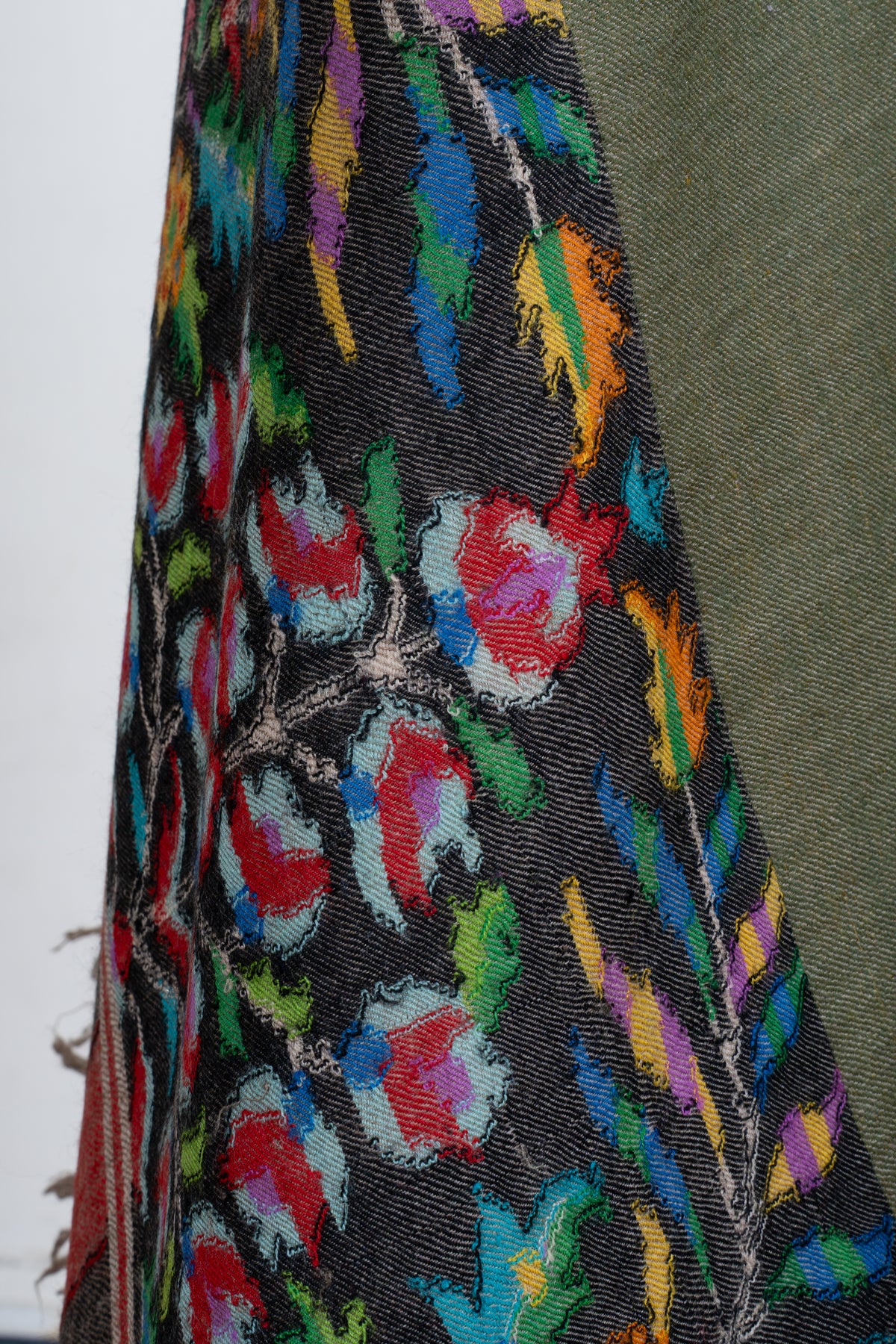3 yards Reversible Pure Pashmina Shawl with Kani Woven Floral Borders in Olive Green and Mustard Gold