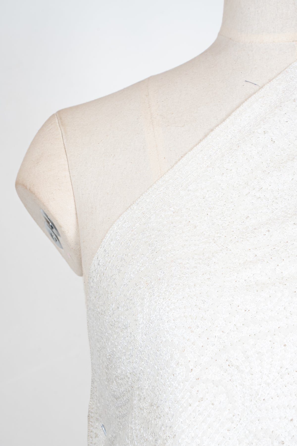 Pure Silk Thread Sozni Embroidered Pure Pashmina Shawl — Safed Resham