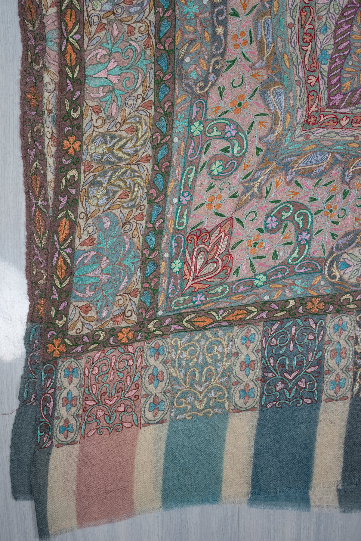 Celeste Paisley Bloom: Pure Pashmina Kalamkari Hand Embroidered Shawl
