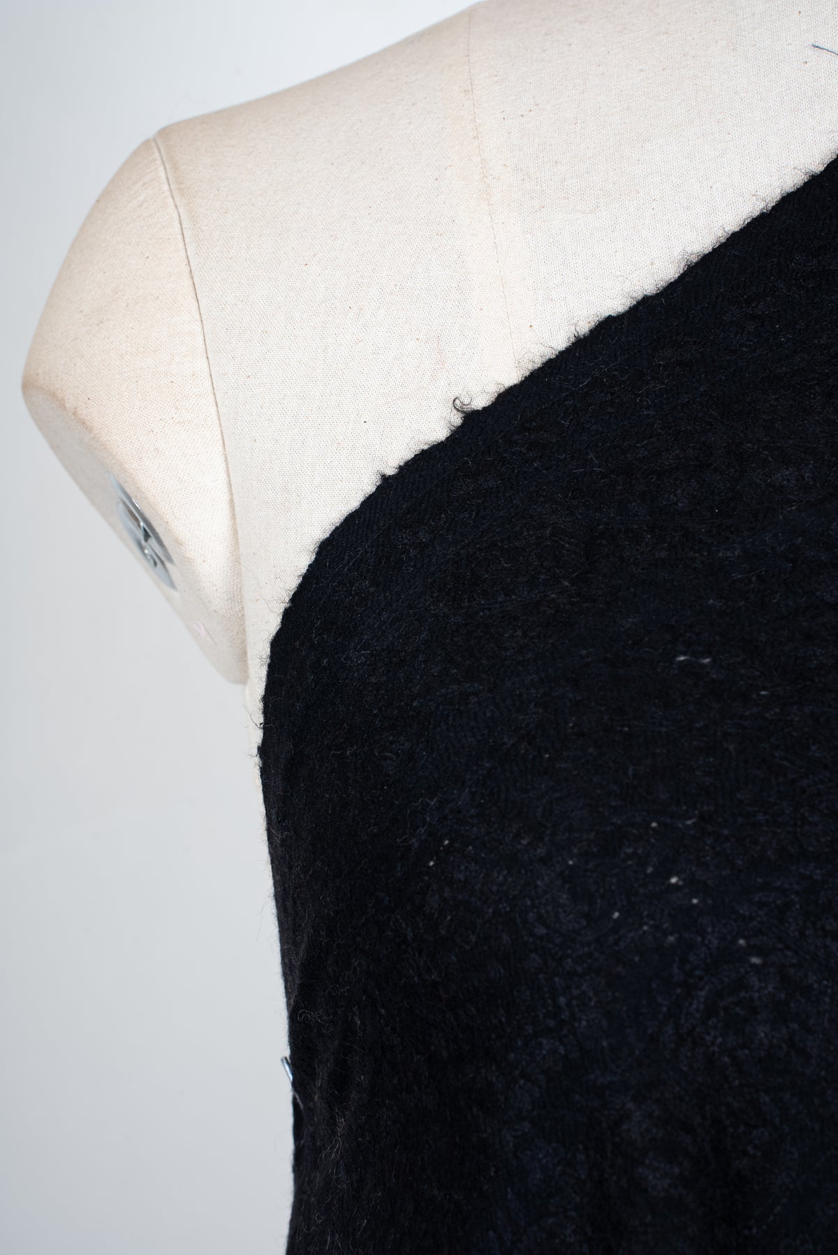 Ombre Midnight Ember Glow: Pure Pashmina Hand Embroidered Jamawar Shawl