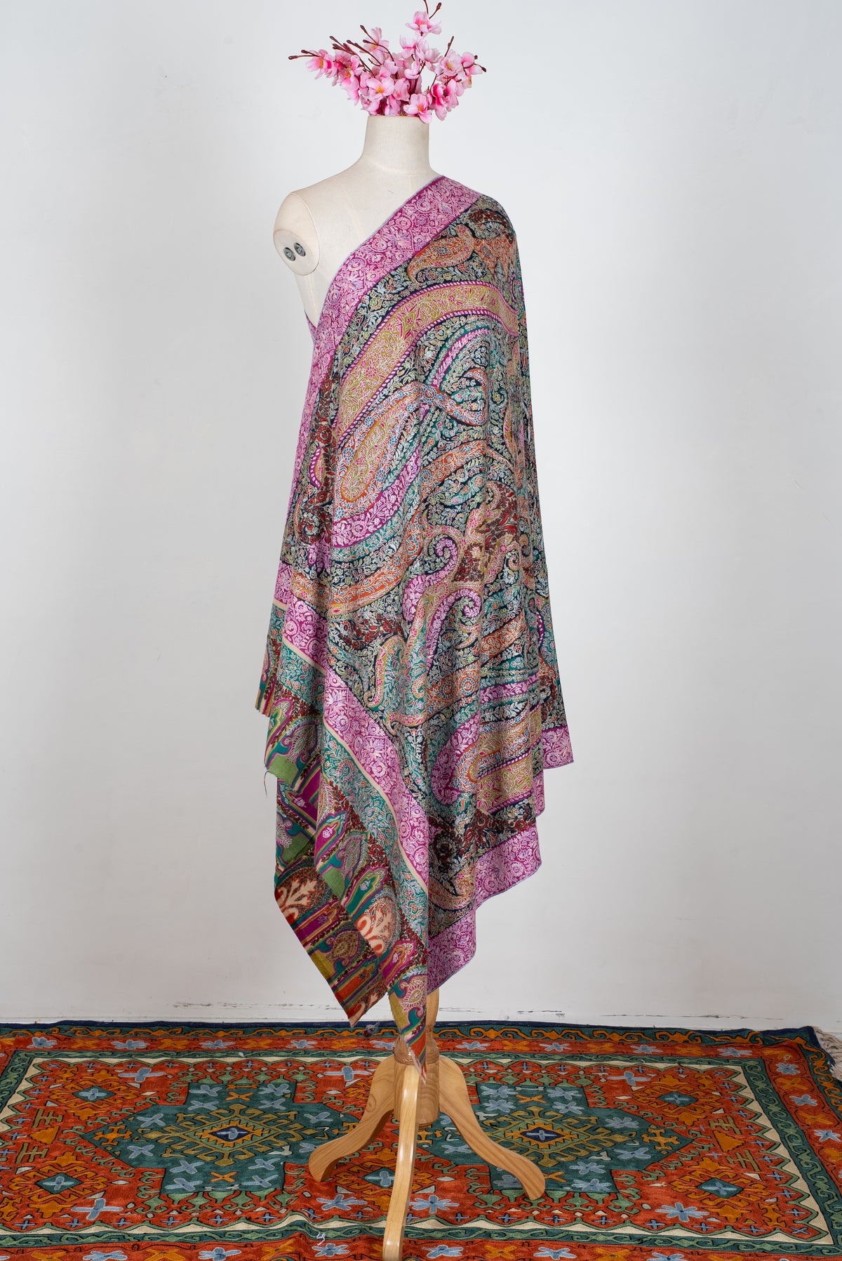 Royale Paisley Tapestry: Kalamkari Pure Pashmina Hand Embroidered Shawl