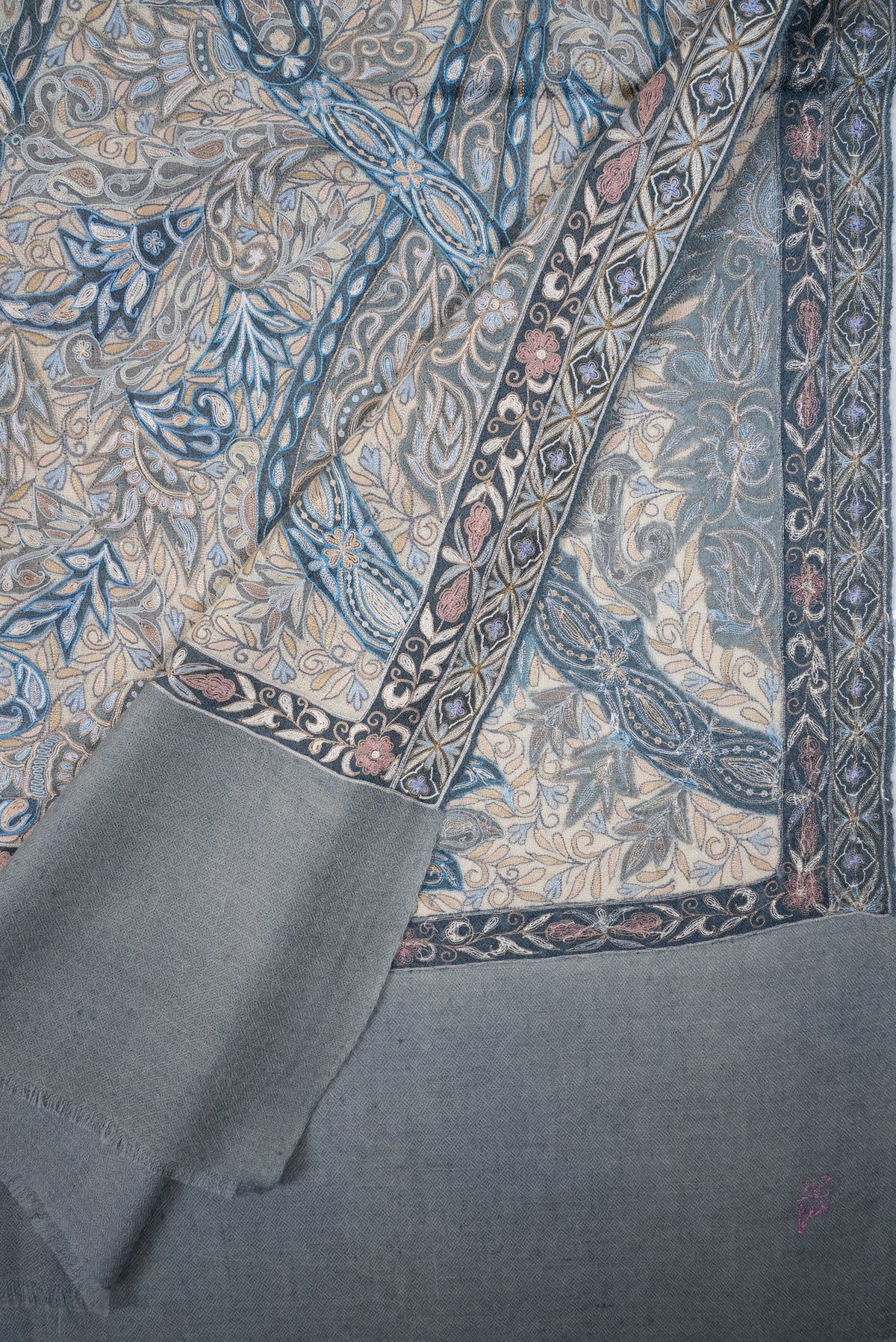 Frosted Paisley Reverie: Pure Pashmina Hand Embroidered Shawl