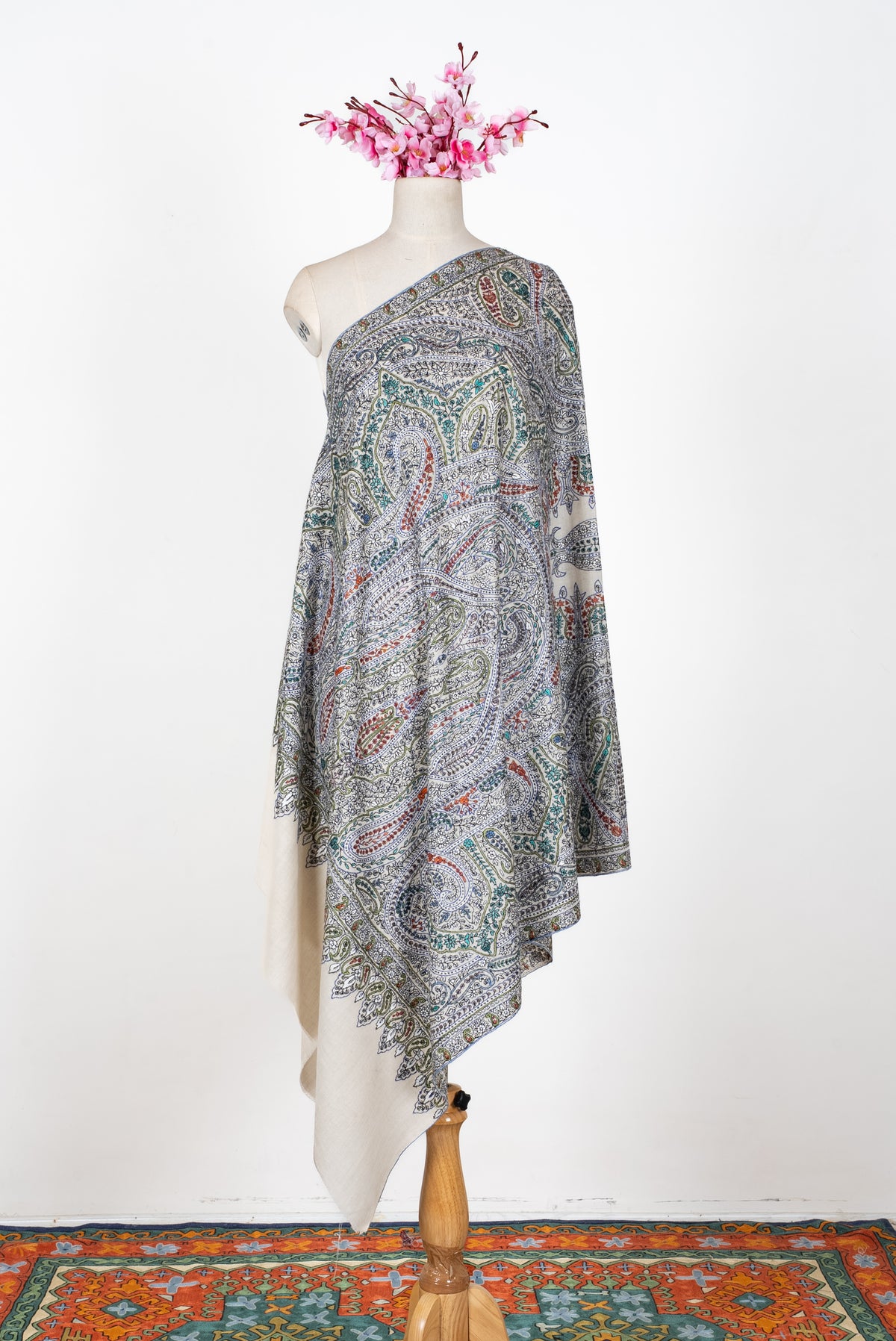Ivory Celestial Paisley: Pure Pashmina Hand Embroidered Shawl