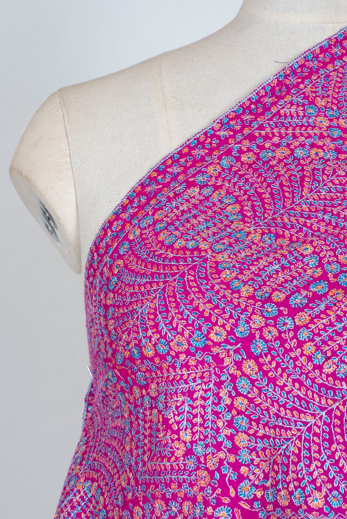 Pure Silk Thread Sozni Embroidered on Pure Pashmina Shawl