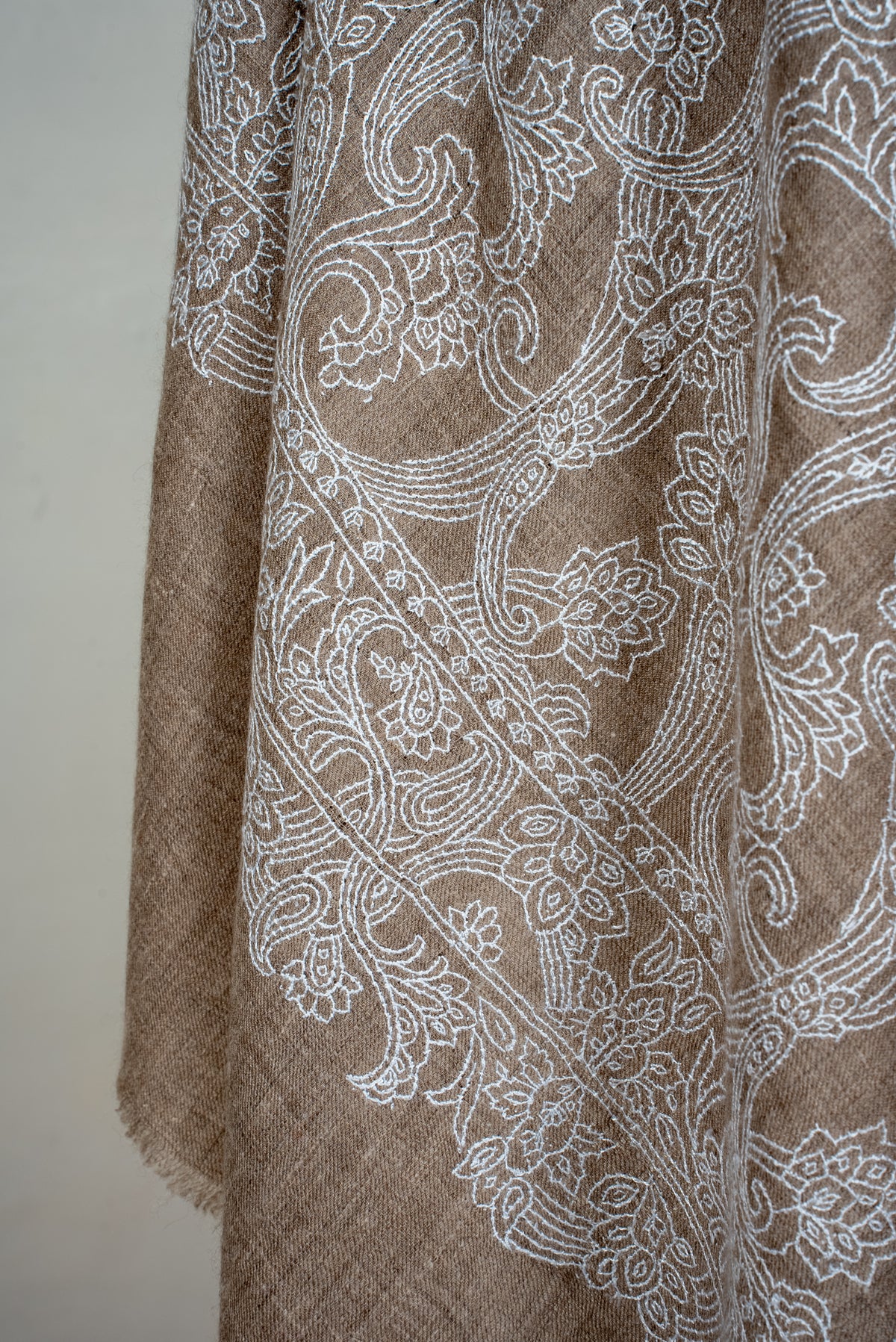Ivory Vine Symphony: Pure Pashmina Hand Embroidered Shawl