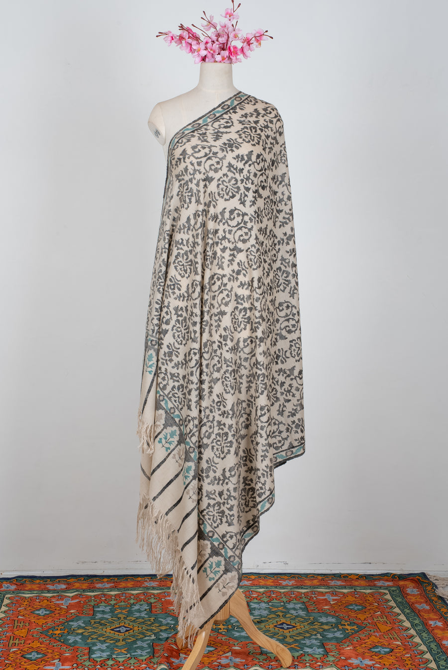 2.5 Yards Hand Woven Pure Pashmina Kani Shawl