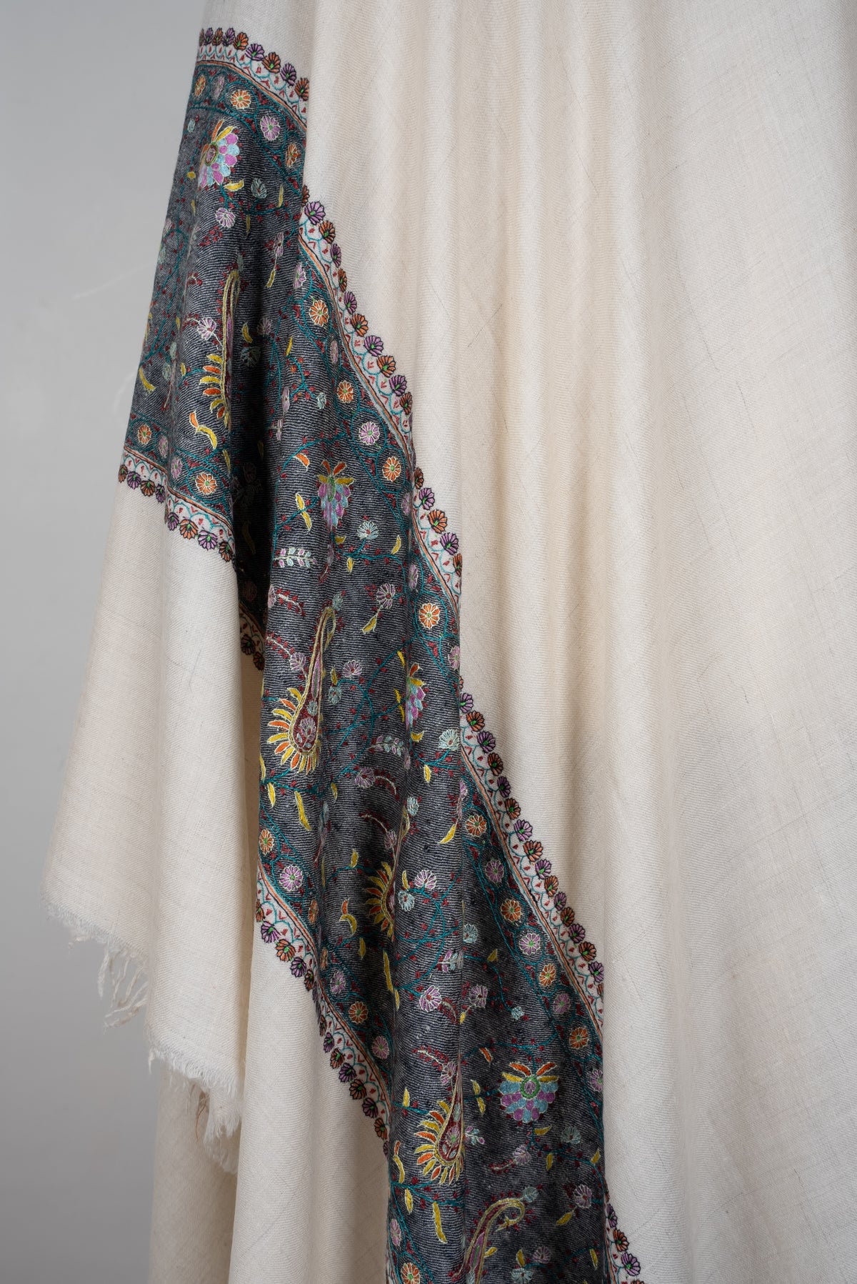 Ivory Meadow Hand Embroidered Pure Pashmina Shawl