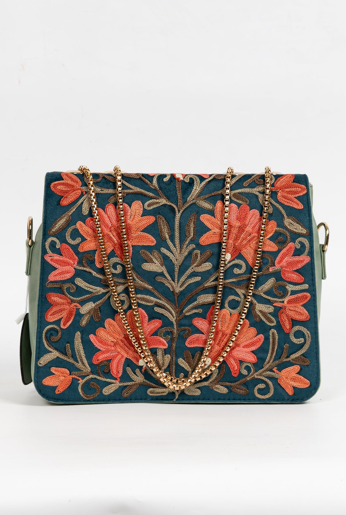 Neelgul Luxe – Aari Embroidery Chain Bag
