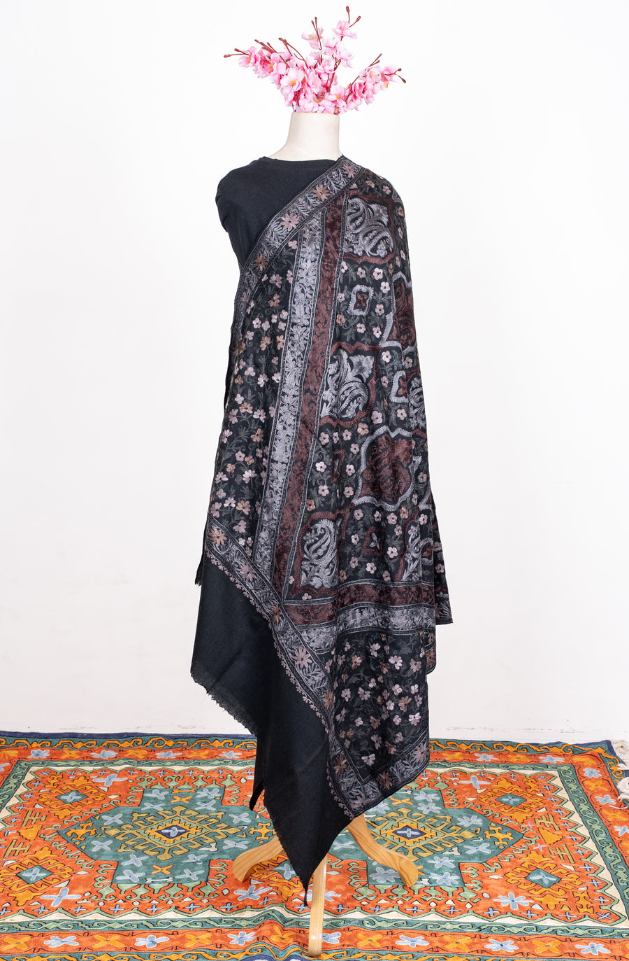 Ebony Elegance Aari Machine Embroidered Shawl