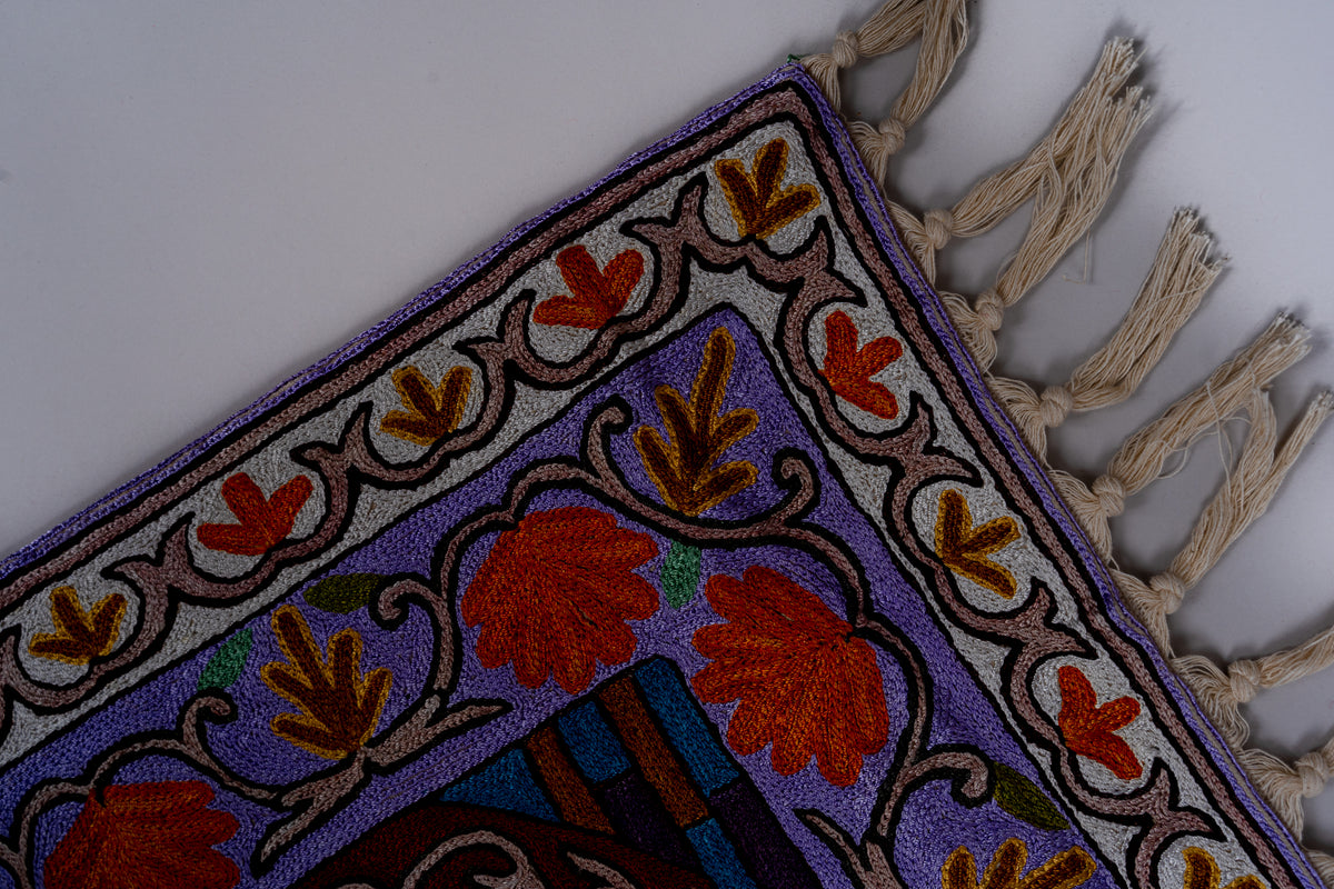 Rang-e-Dua Hand-Embroidered Jainimaz Chain Stitch (Prayer Mat)