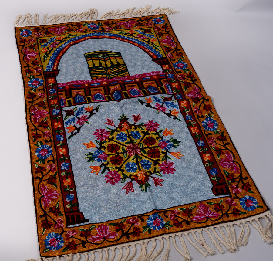 Baitullah Aura Hand-Embroidered Chain Stitch Jainimaz (Prayer Mat)