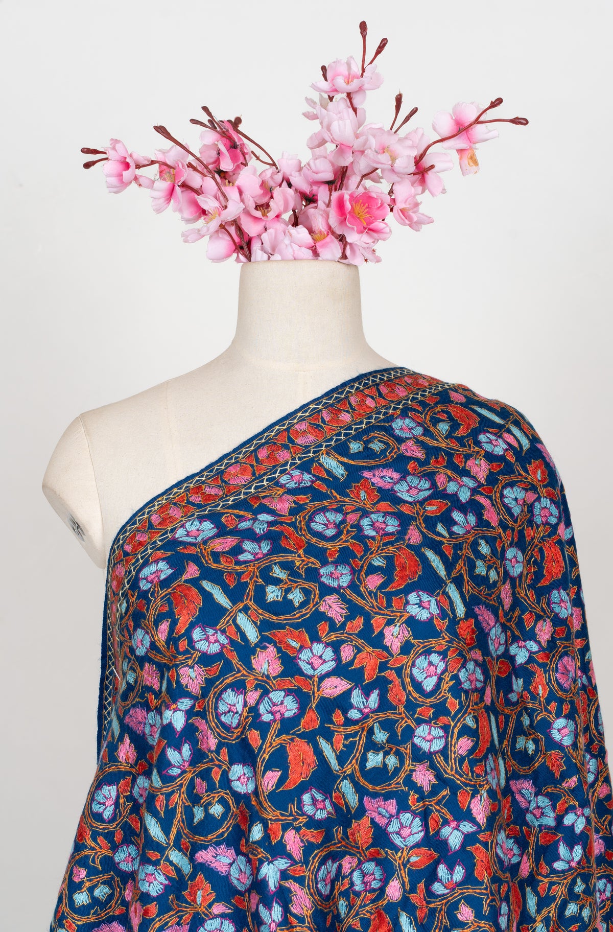 Papier-Mâché Neel Gul Sozni Merino Stole