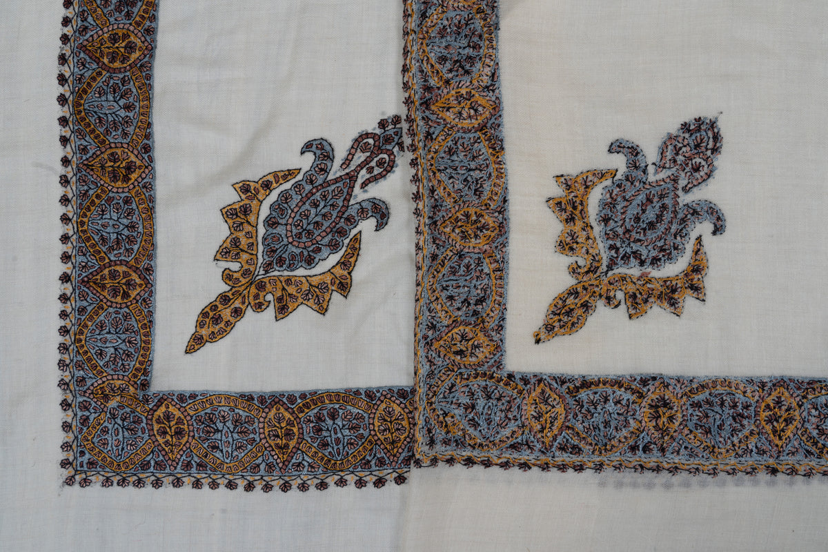 Zill-e-Neelam Hand-Embroidered Cashmere Men's Rumal