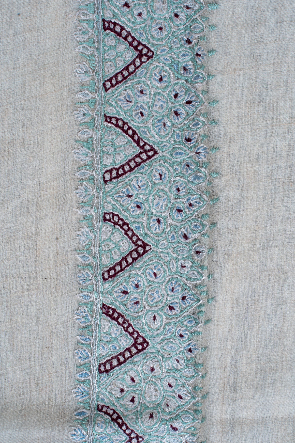 Neel-e-Sukoon Hand-Embroidered Cashmere Men's Rumal