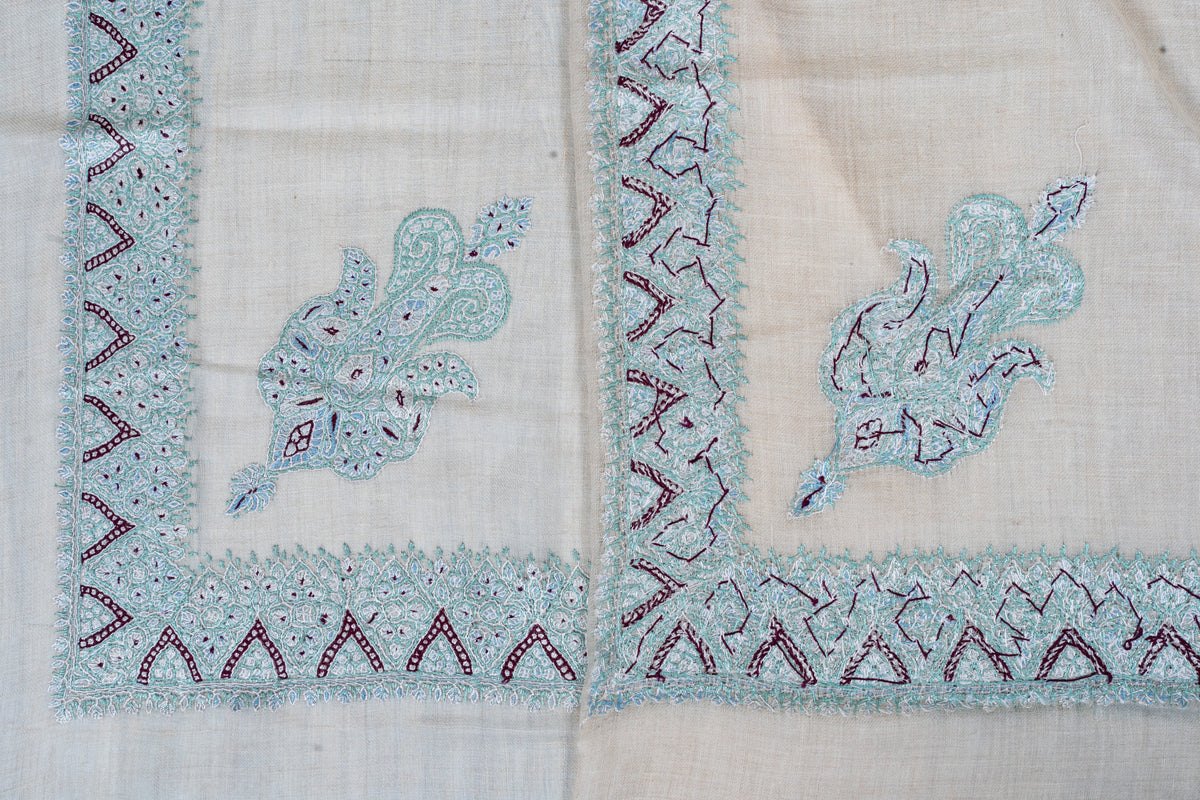Neel-e-Sukoon Hand-Embroidered Cashmere Men's Rumal