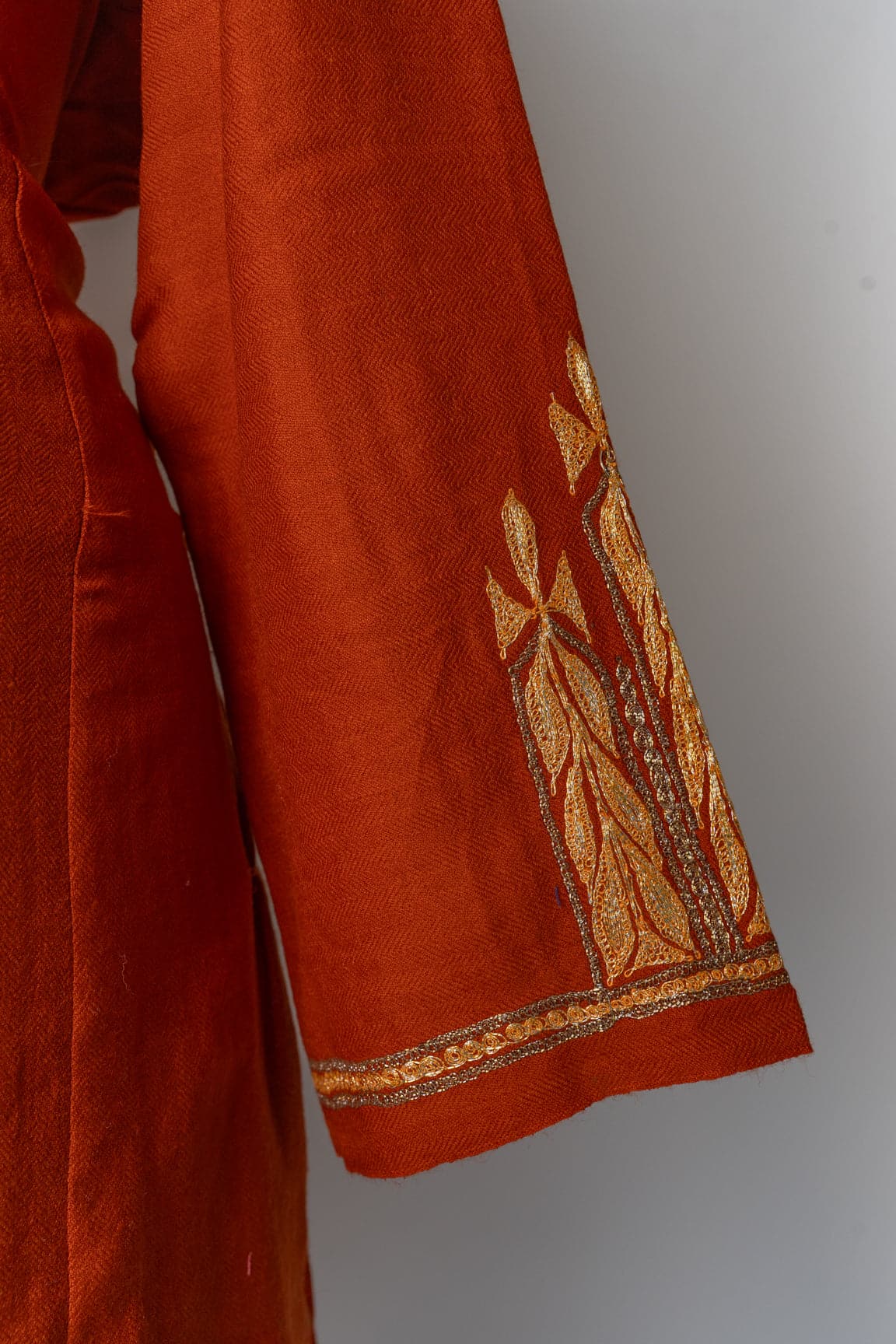 Autumn Flame Kashmiri Pheran with Tilla Embroidery