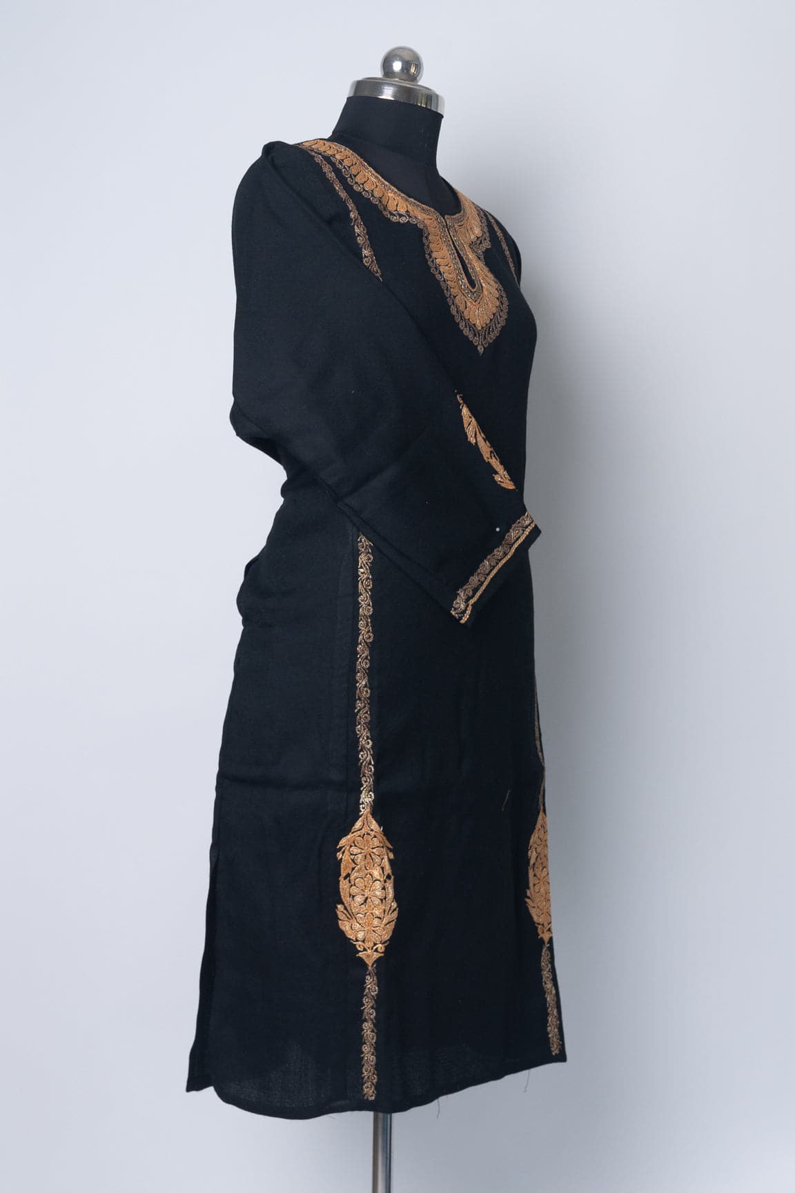 Ebony Elegance Kashmiri Pheran with Tilla Embroidery