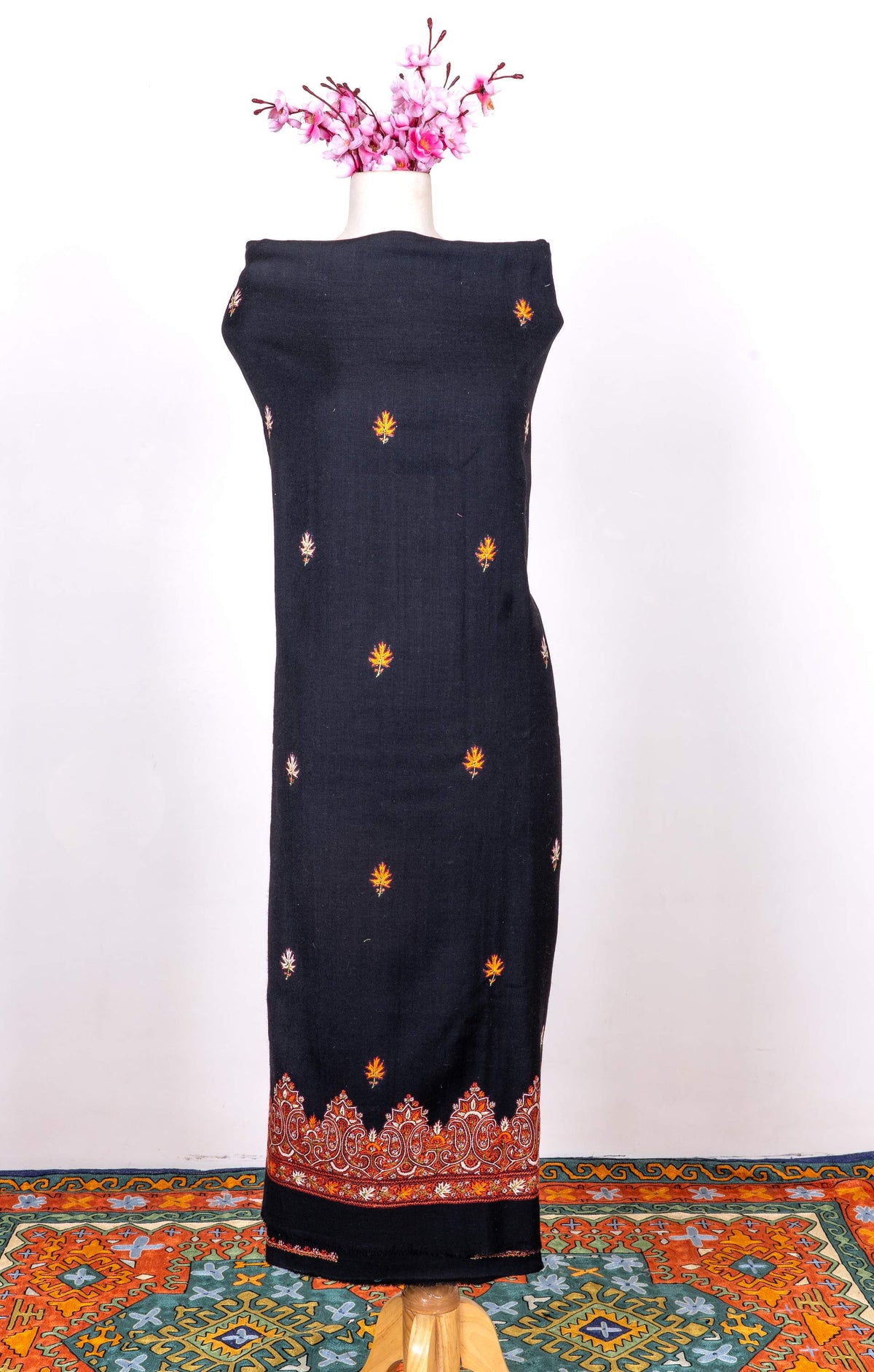 Onyx Night Sozni Hand Embroidered Suit in Fine merino wool