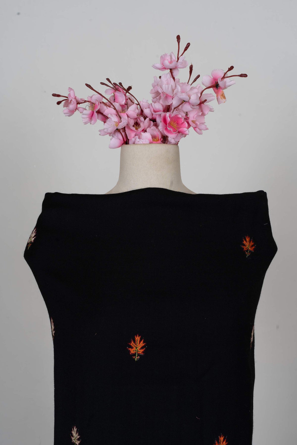 Onyx Night Sozni Hand Embroidered Suit in Fine merino wool