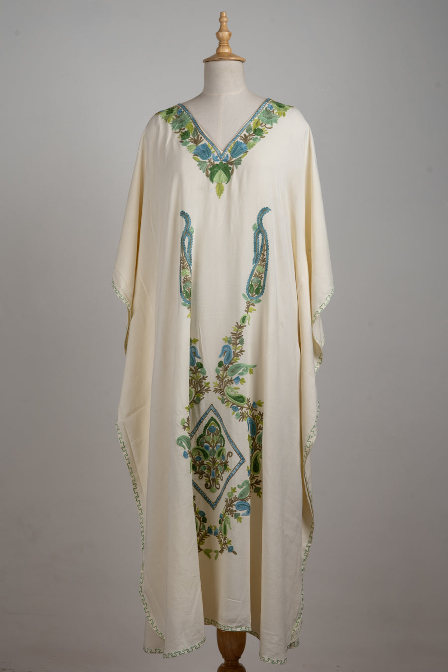 Ivory Grace Aari Embroidered Kaftans with Paisley Touch