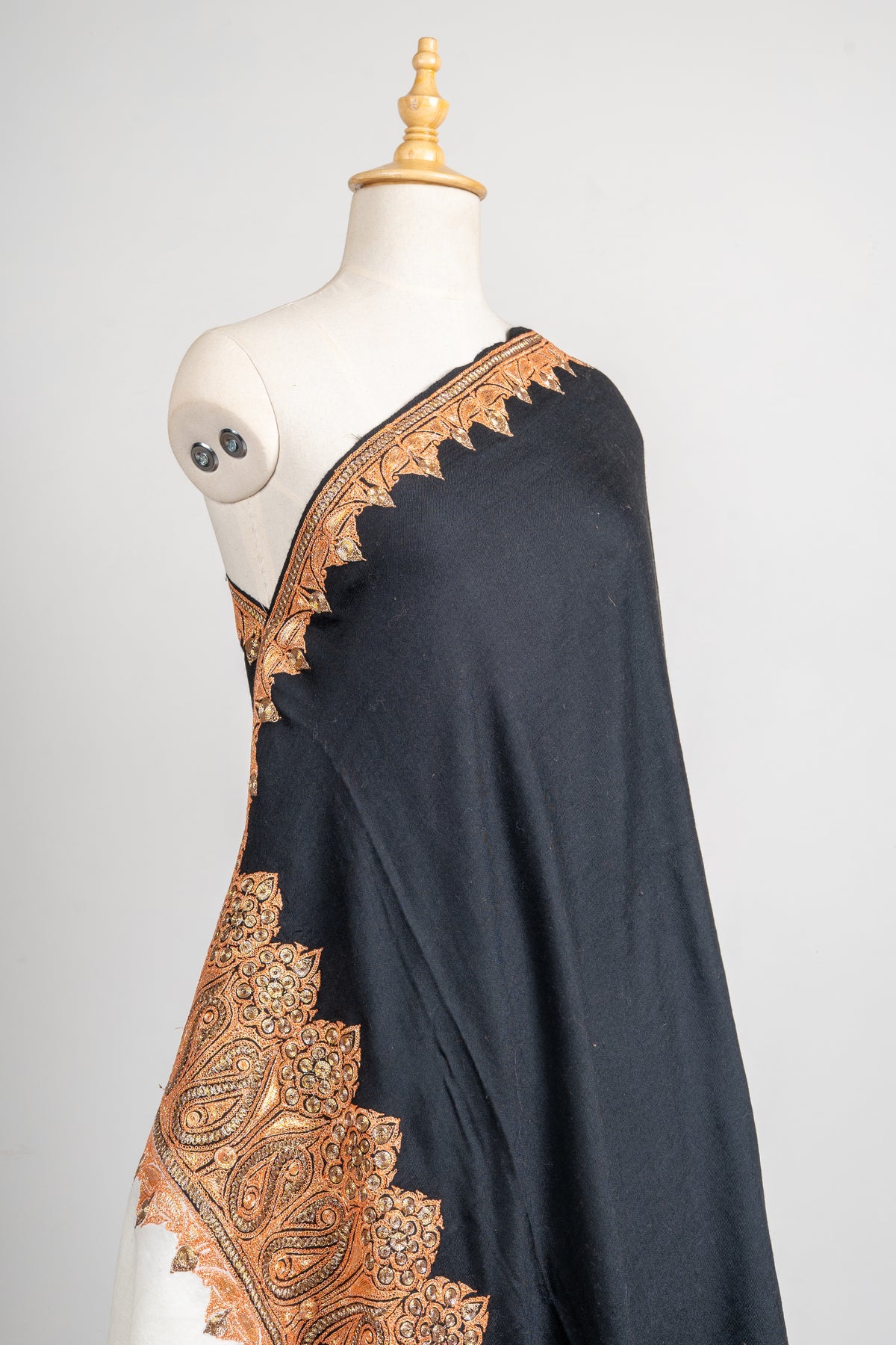 Midnight Elegance Merino Wool Shawl with Tilla Embroidery