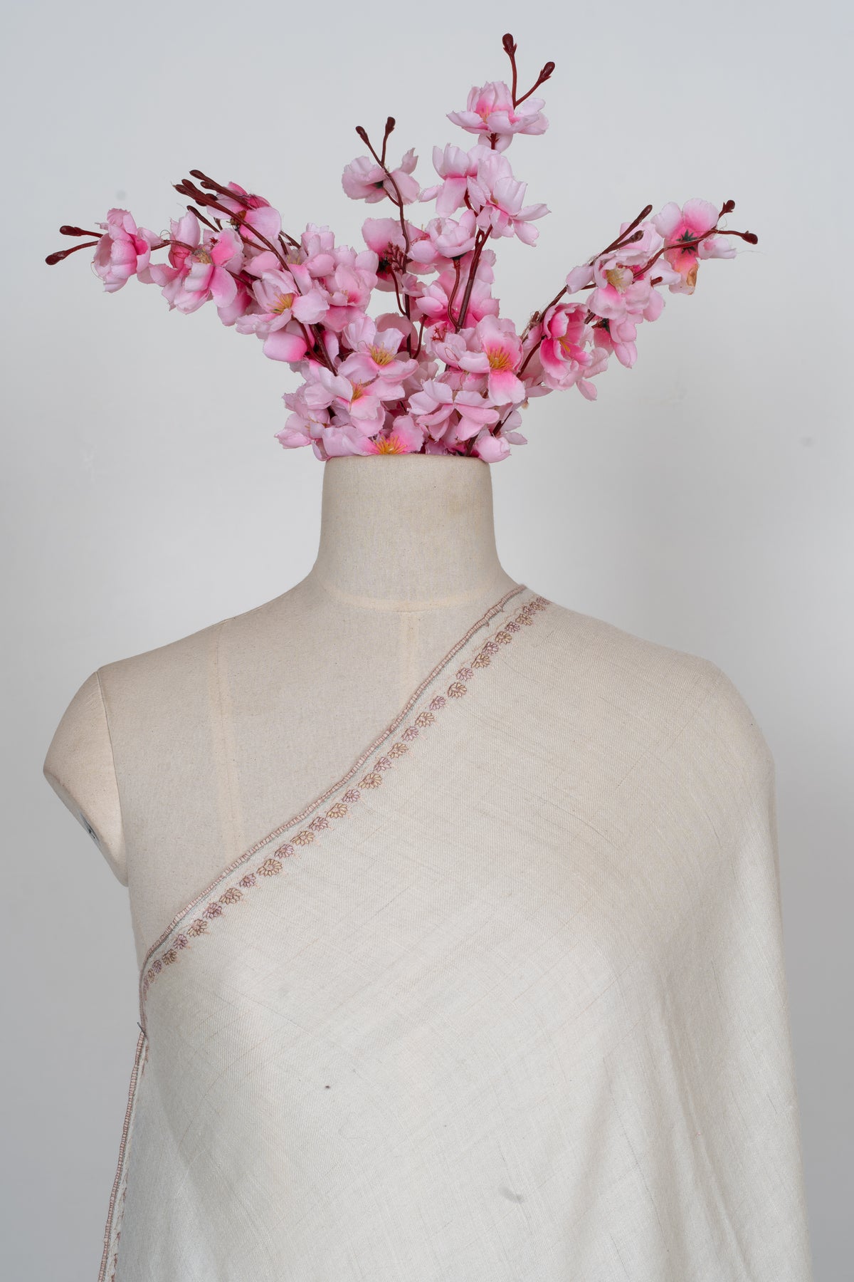 Ivory Crest: Pure Pashmina Sozni Hand Embroidered Shawl