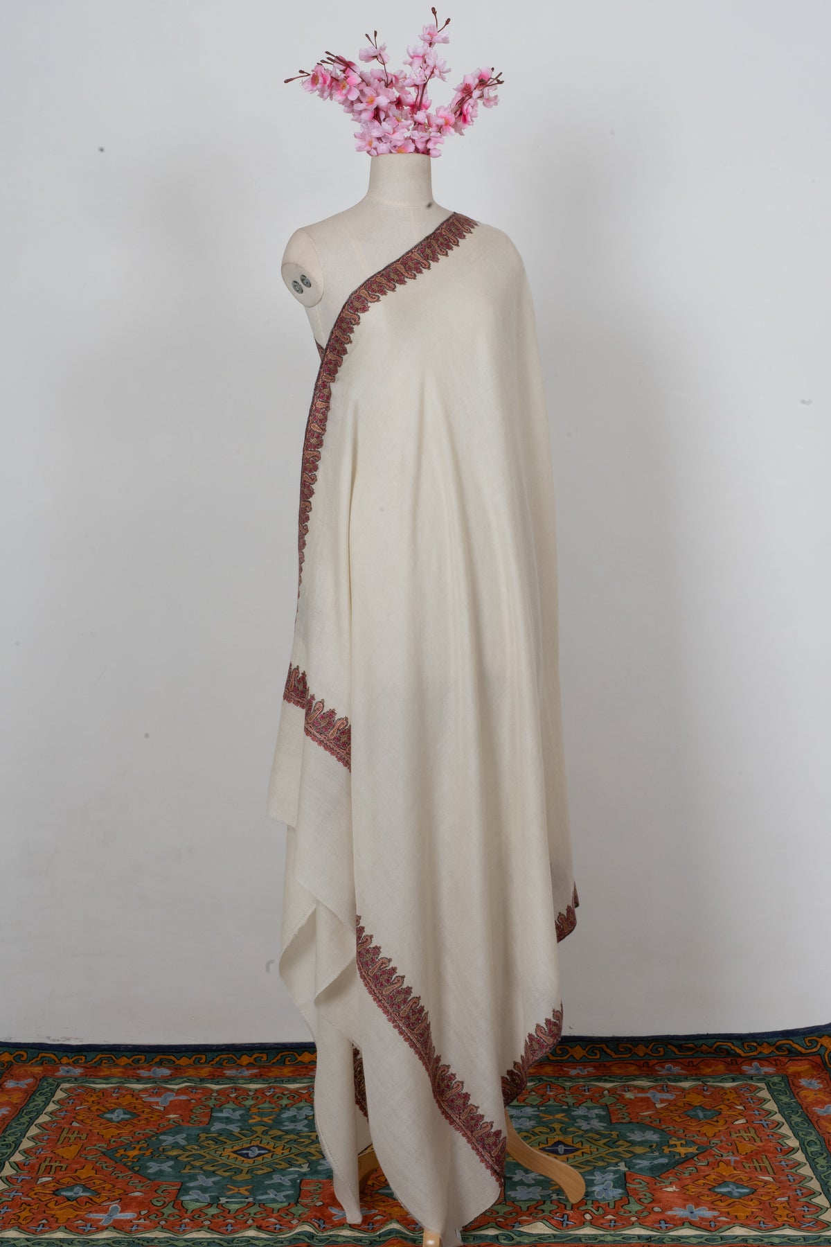 Ivory Regal Border: pure pashmina Hand Embroidered 2.5 Yards Shawl