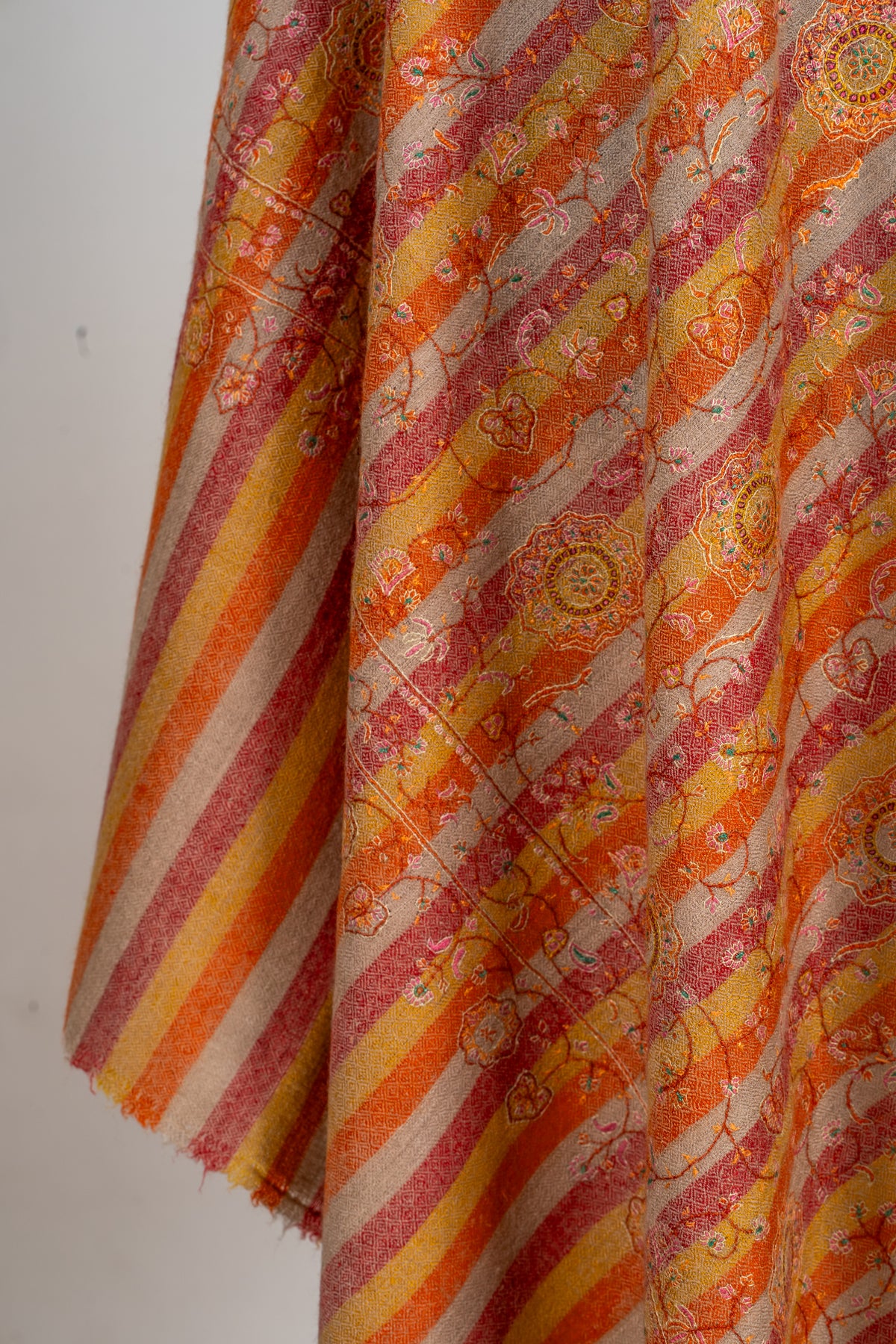 Sunset Reverie - Hand crafted pure pashmina shawl