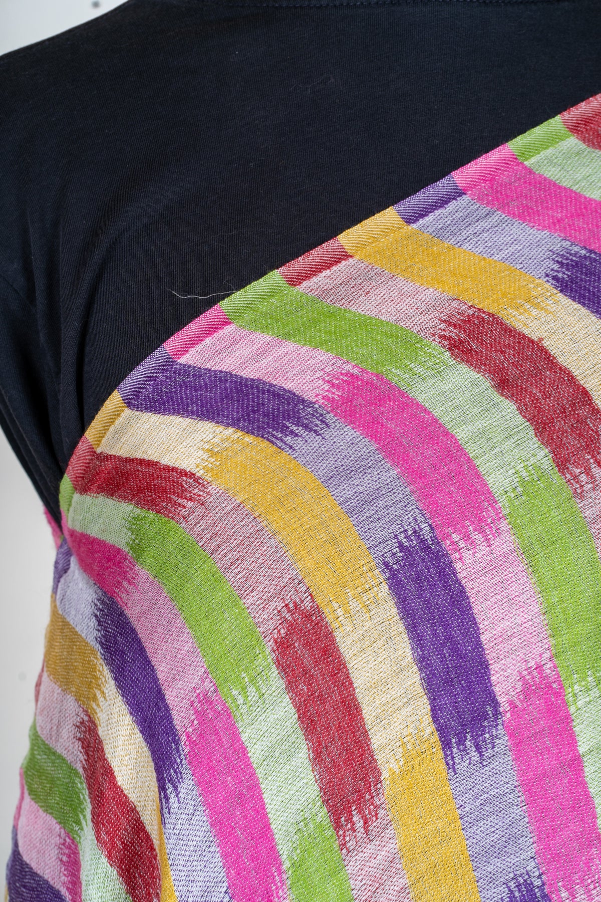 Rangrez Melody: Printed Merino Wool Stole in 120 Count Weave