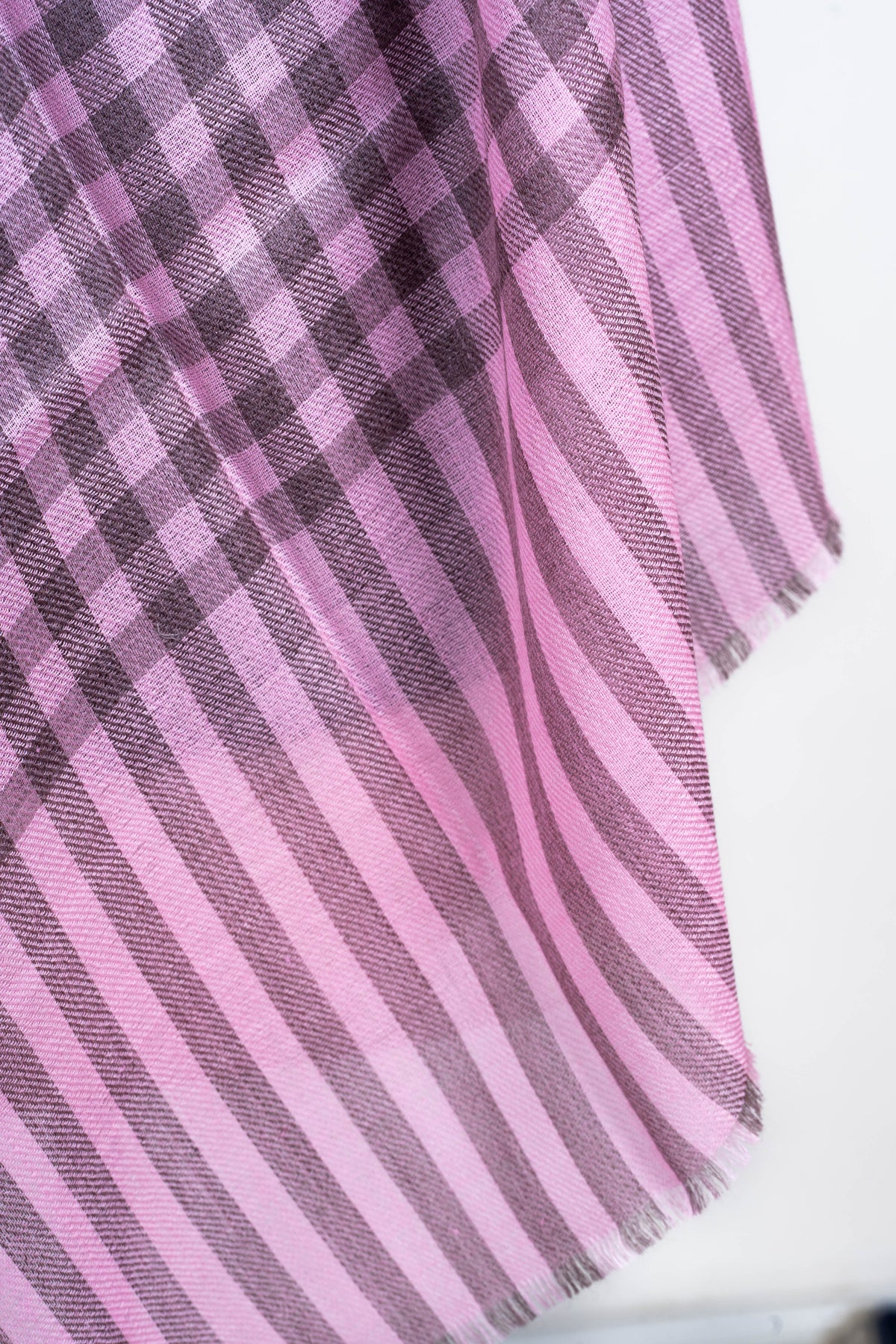 Dusky Blossom: Checked Merino Wool Stole in Mauve and Lavender